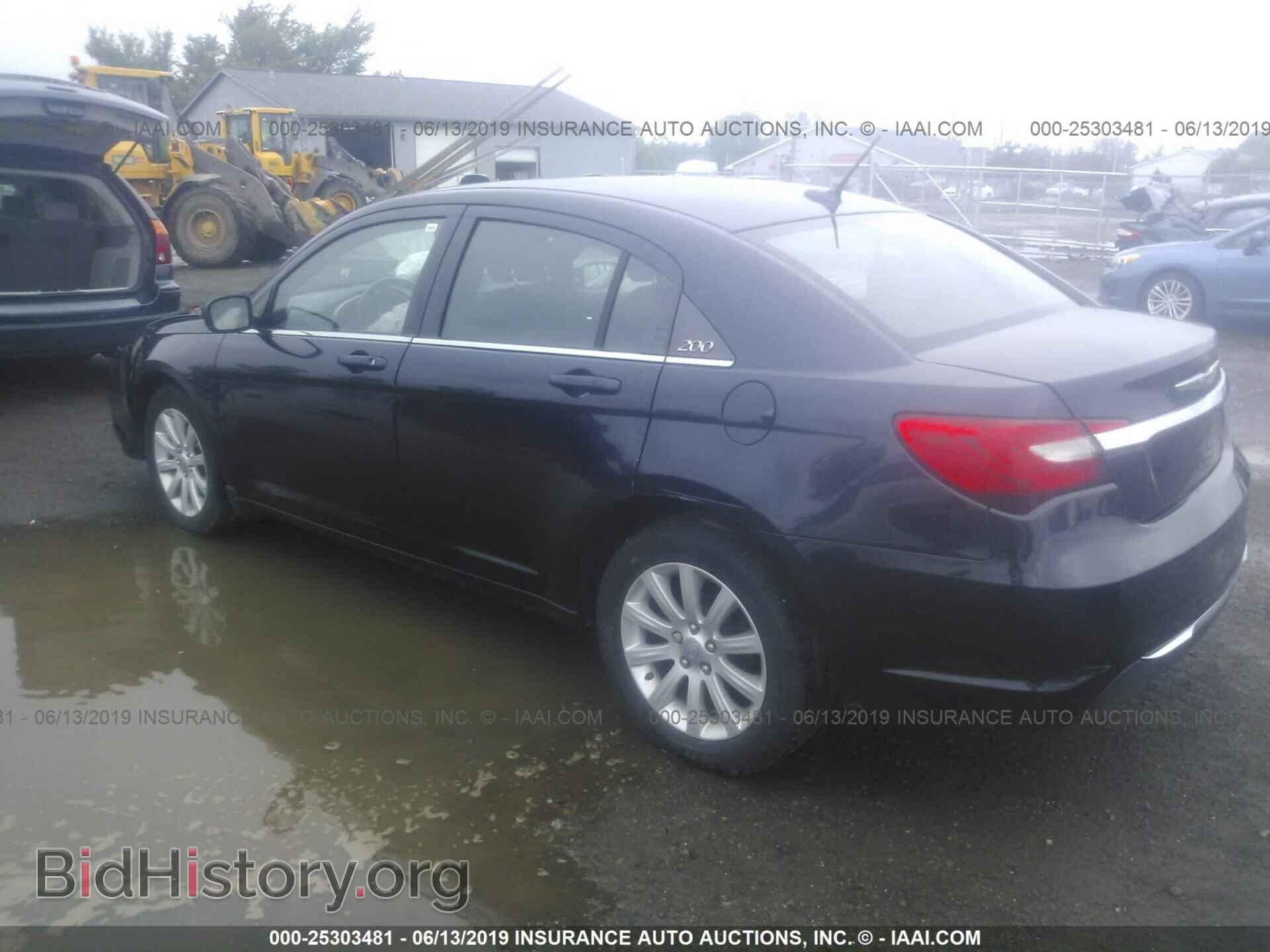 2012 CHRYSLER 200 - VIN: 1C3CCBBB7CN105774 - Фото 3