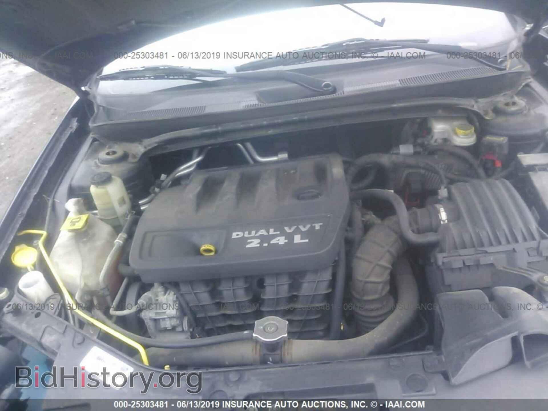 2012 CHRYSLER 200 - VIN: 1C3CCBBB7CN105774 - Фото 10