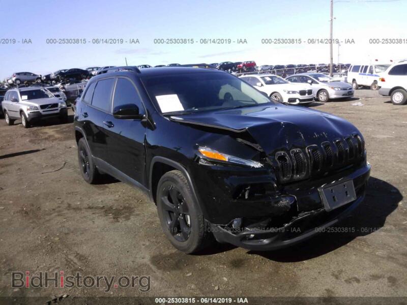 2017 Jeep CHEROKEE Limited (VIN 1C4PJMDB2HW555975) — фото 1 из 10, IAAI, повреждение: передняя часть