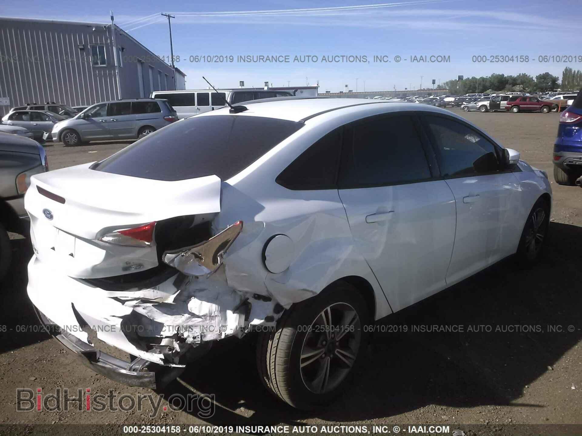 2016 FORD FOCUS - VIN: 1FADP3FE1GL328902 - Photo 4