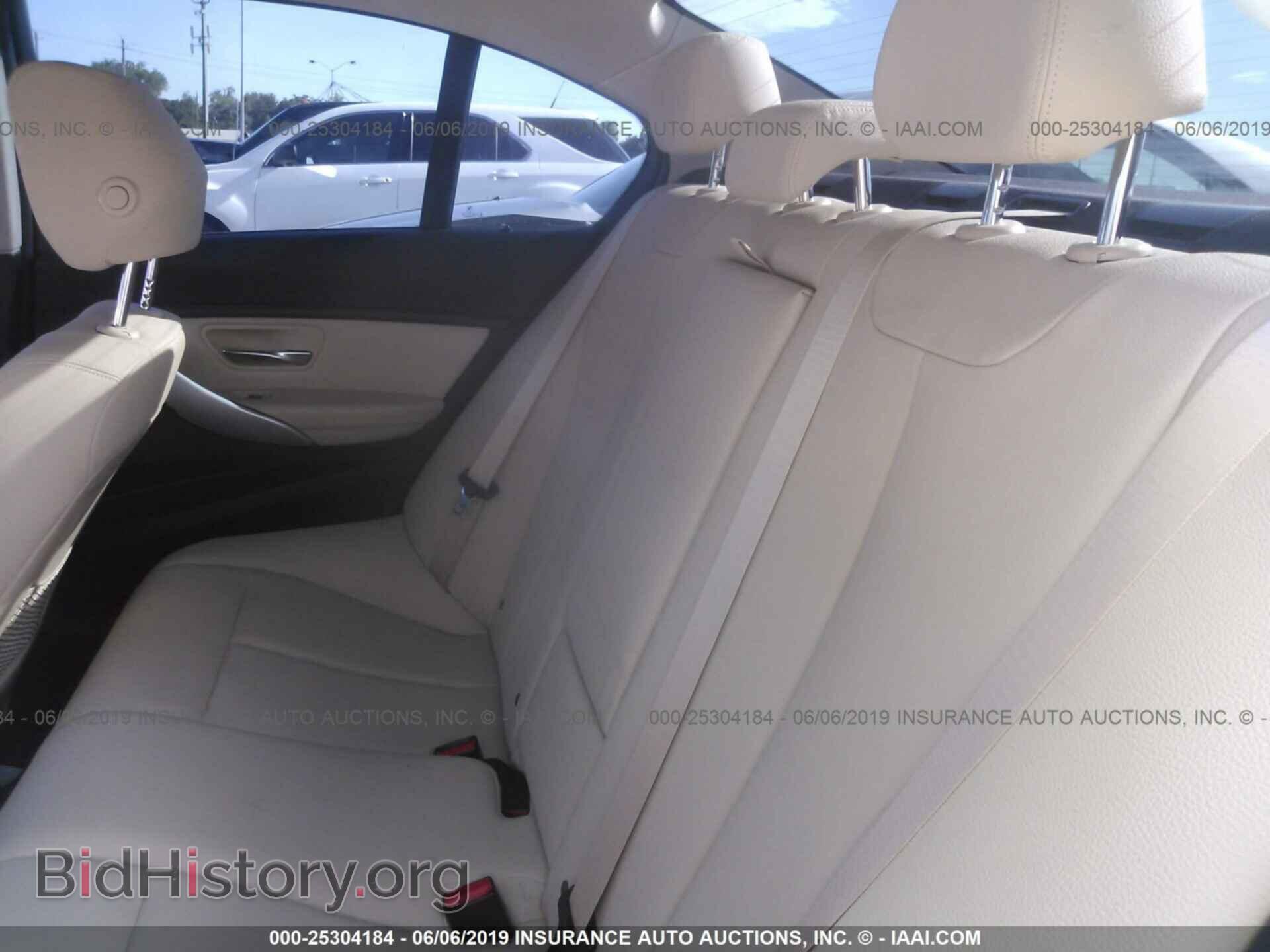 2018 BMW 320 - VIN: WBA8E5G52JNU47479 - Фото 8