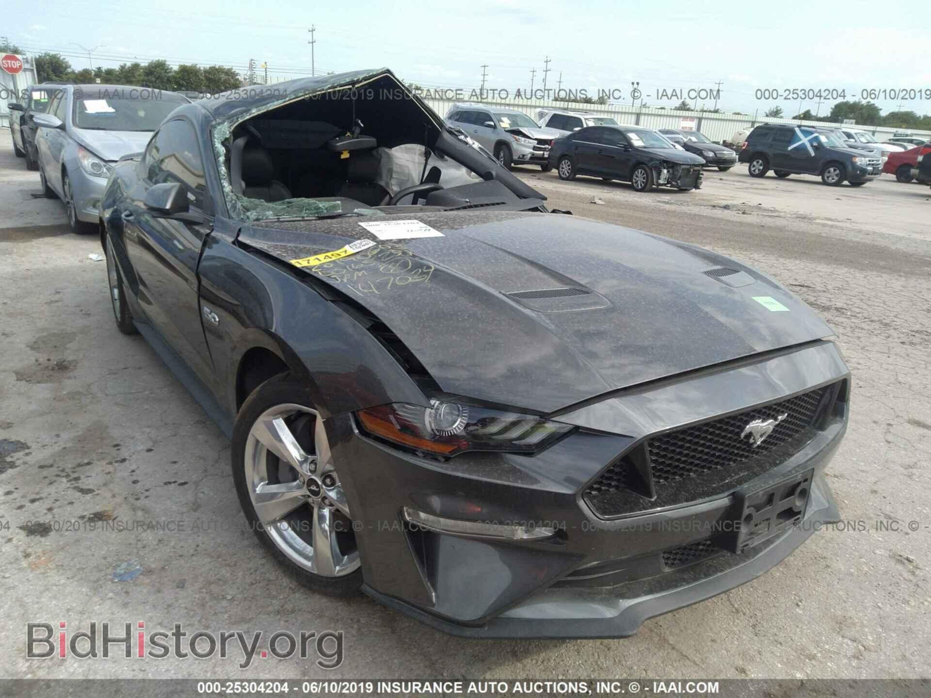 Photo 1FA6P8CF6J5147034 - FORD MUSTANG 2018