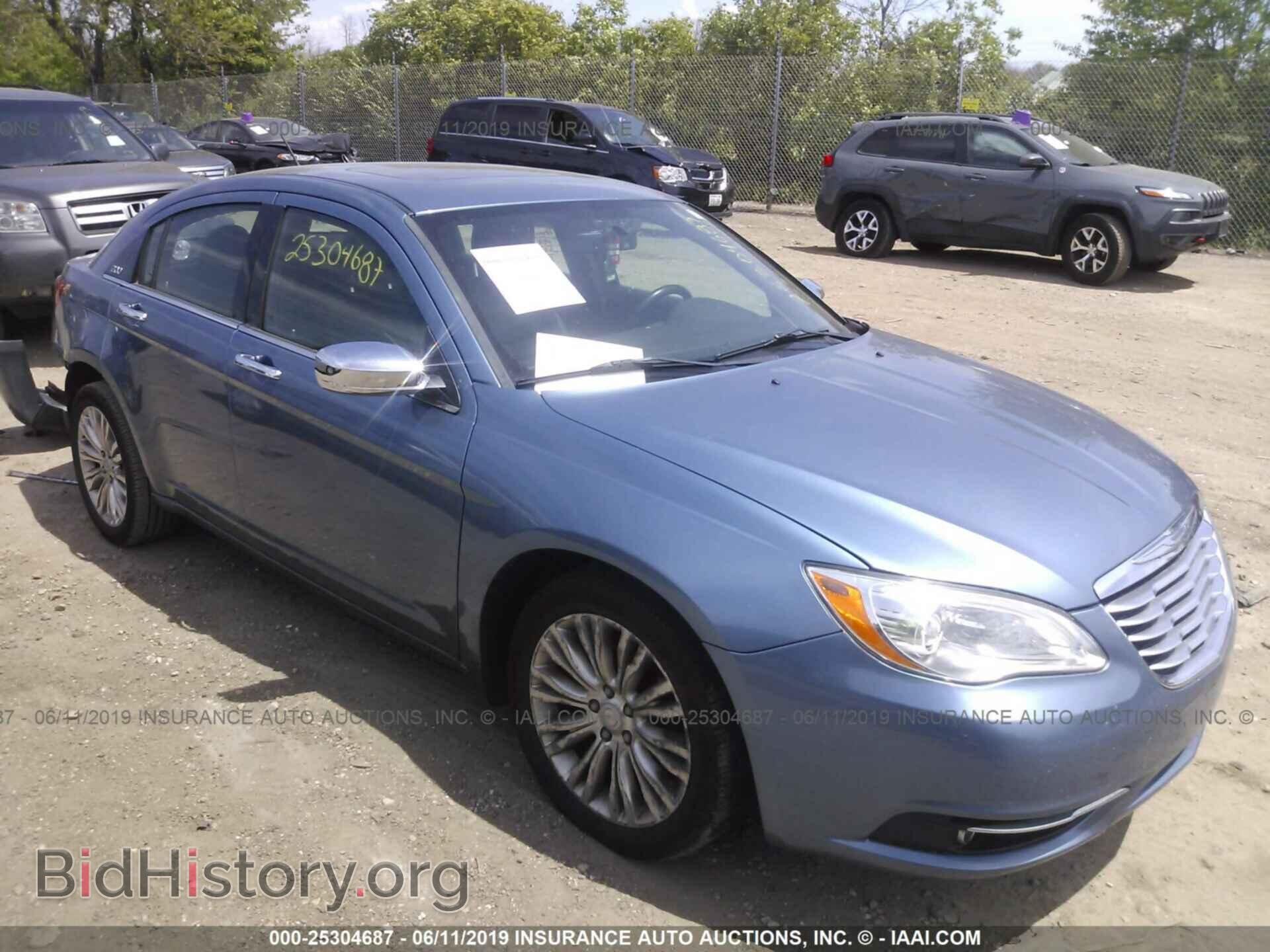 Фотография 1C3BC2FG1BN571488 - CHRYSLER 200 2011