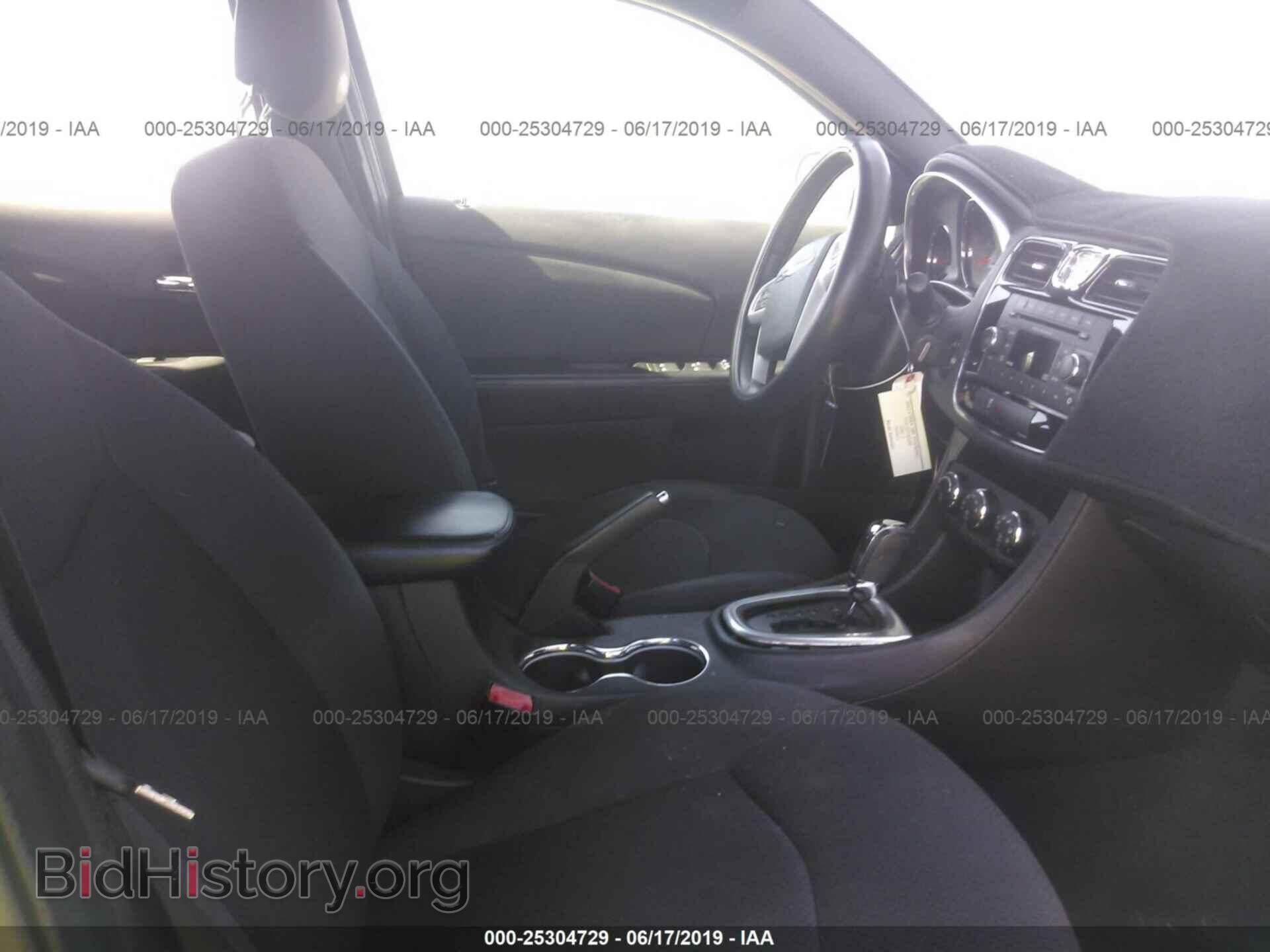 2012 CHRYSLER 200 - VIN: 1C3CCBBB4CN210319 - Фото 5
