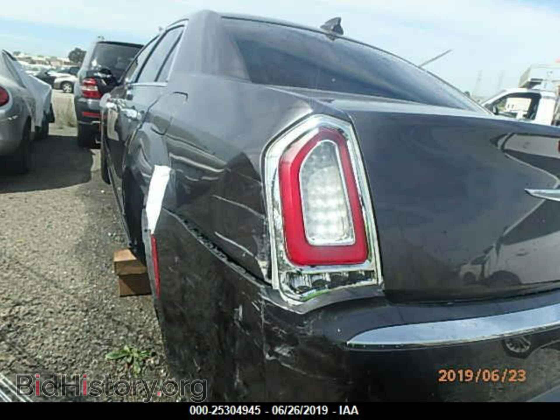 2016 CHRYSLER 300C - VIN: 2C3CCAEG6GH273292 - Фото 3