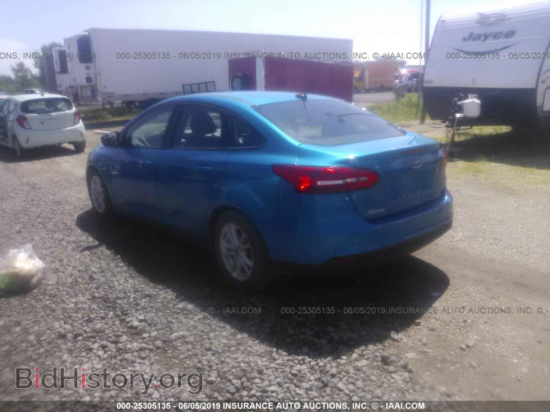 2016 FORD FOCUS - VIN: 1FADP3F2XGL233213 - Фото 3