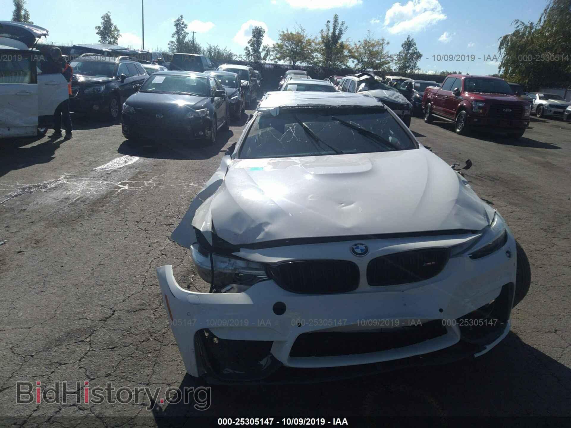 2017 BMW M4 - VIN: WBS3R9C3XHA014208 - Фото 6