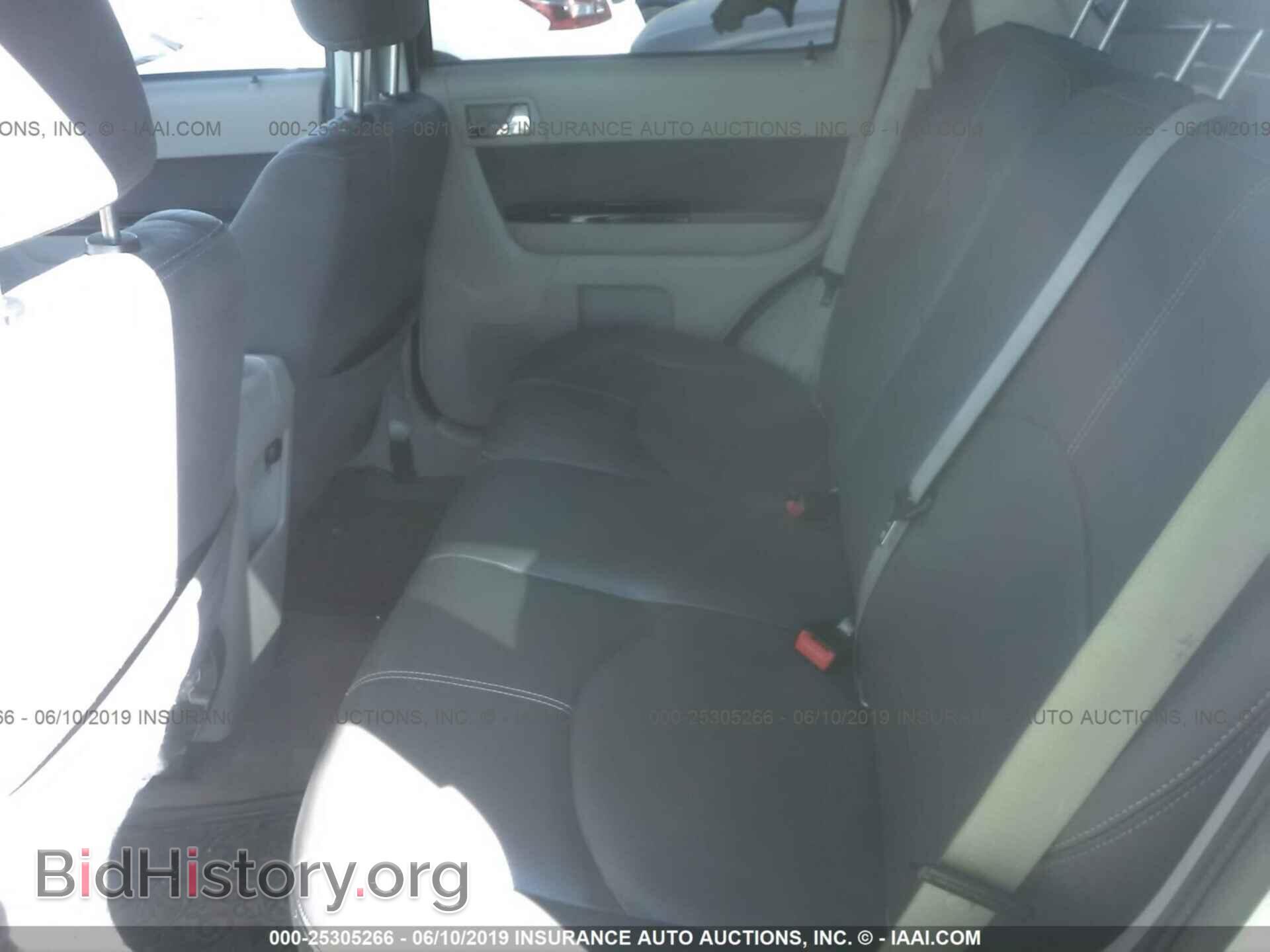 2010 MAZDA TRIBUTE - VIN: 4F2CY9C76AKM03747 - Фото 8
