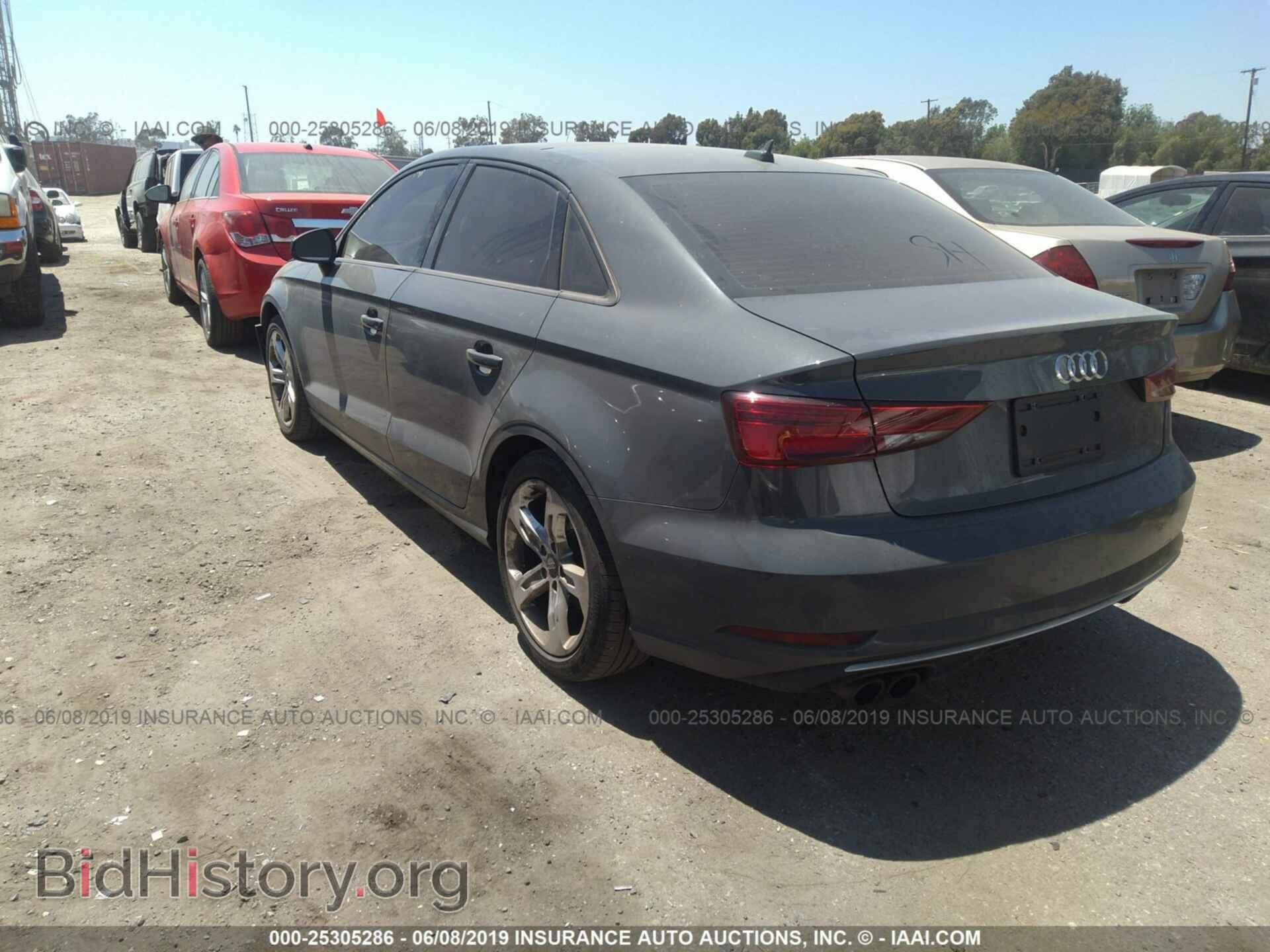 2017 AUDI A3 - VIN: WAUAUGFF7H1056498 - Фото 3