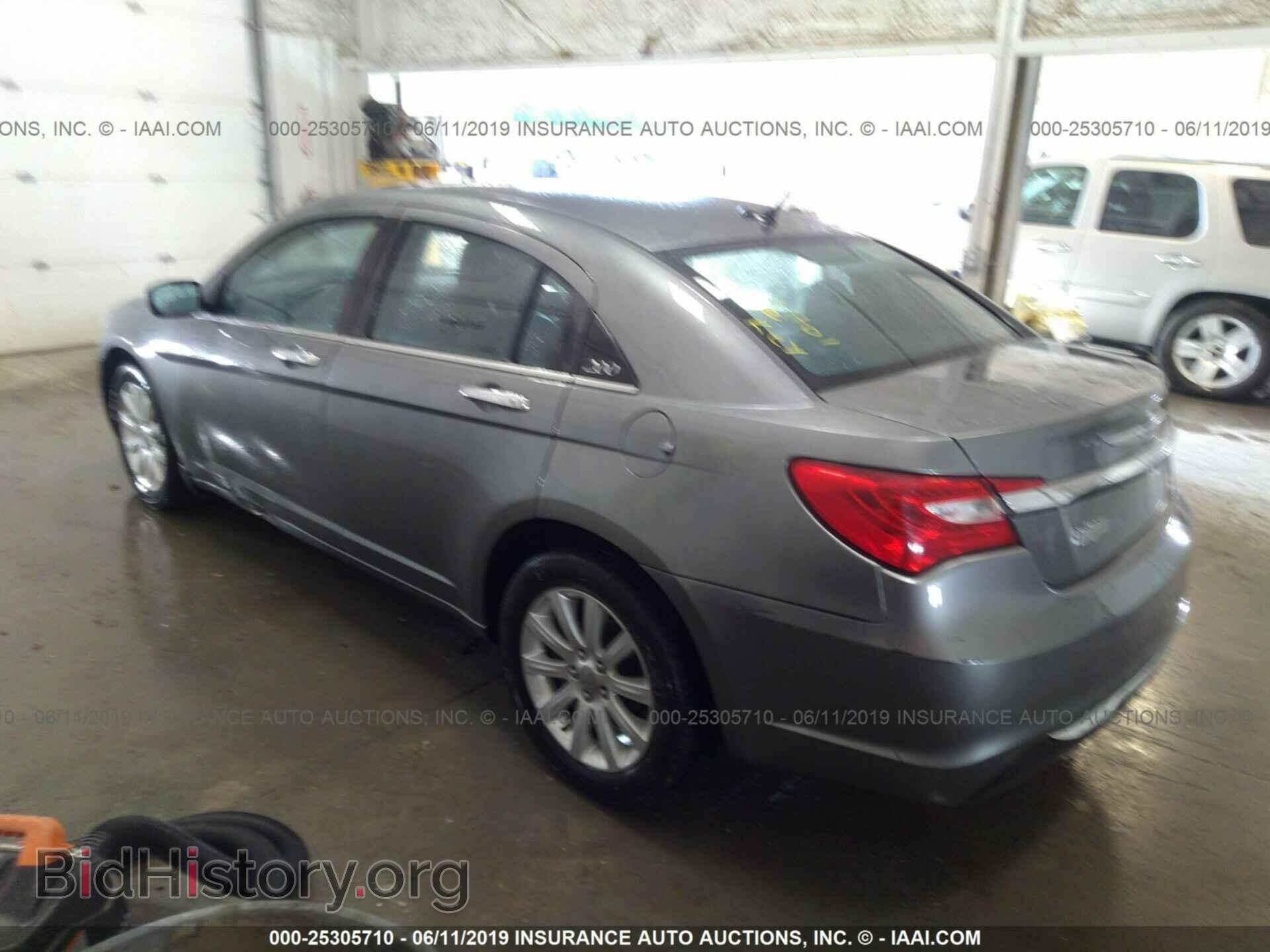 2013 CHRYSLER 200 - VIN: 1C3CCBCG1DN525865 - Фото 3