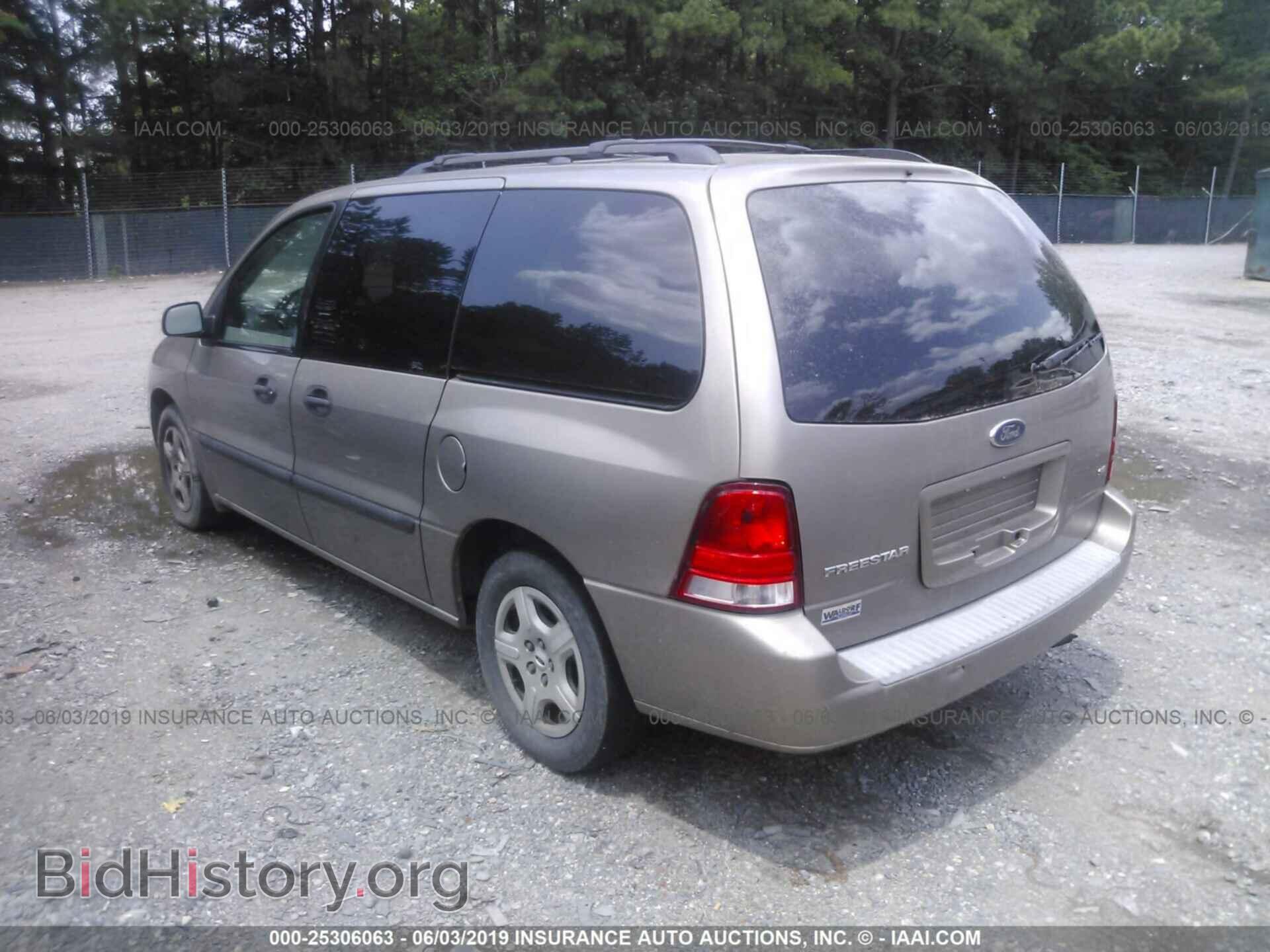 2004 FORD FREESTAR - VIN: 2FMZA51634BA11630 - Фото 3