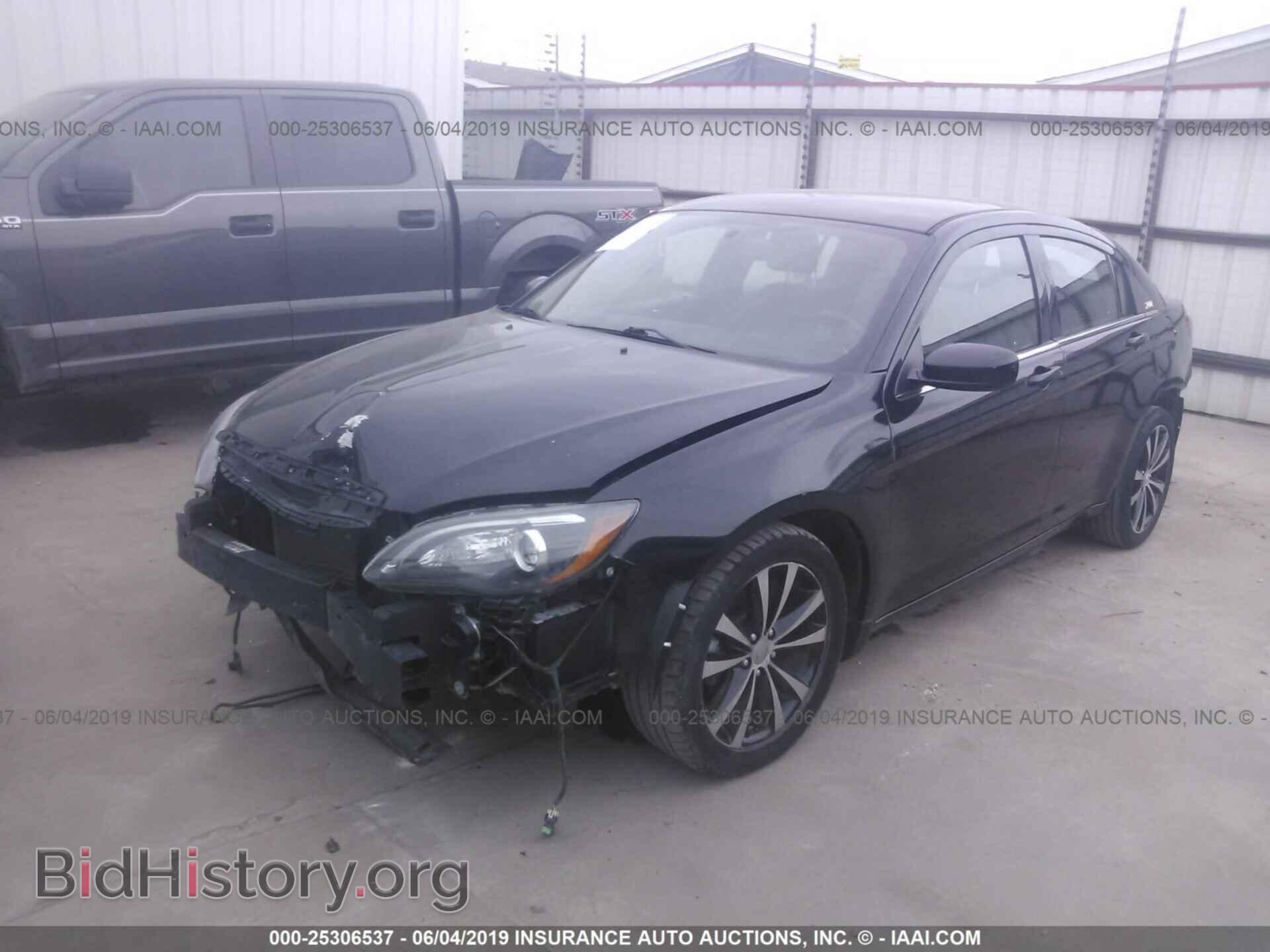 2014 CHRYSLER 200 - VIN: 1C3CCBBG9EN151699 - Фото 2