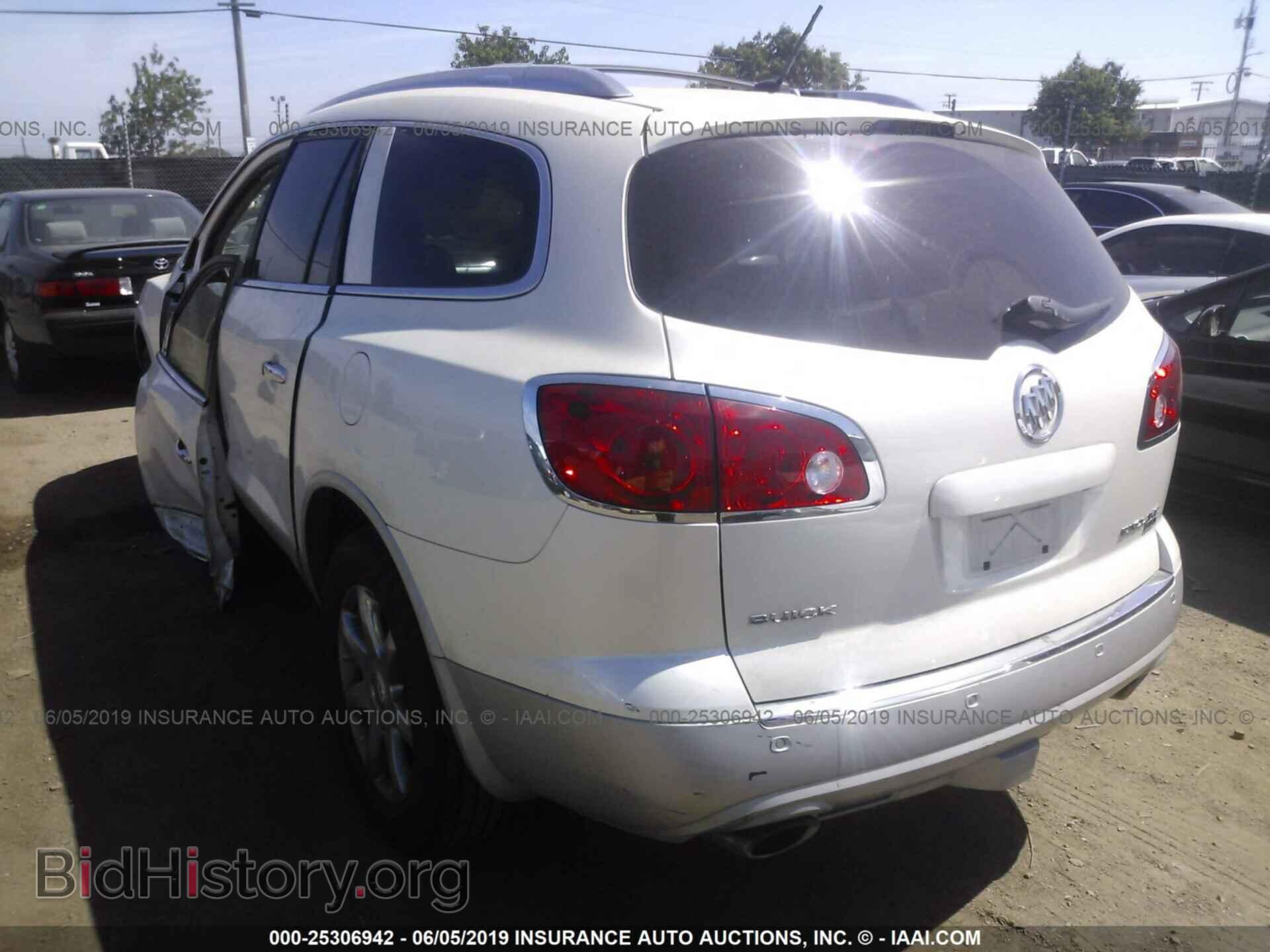 2010 BUICK ENCLAVE - VIN: 5GALVCED2AJ223259 - Фото 3