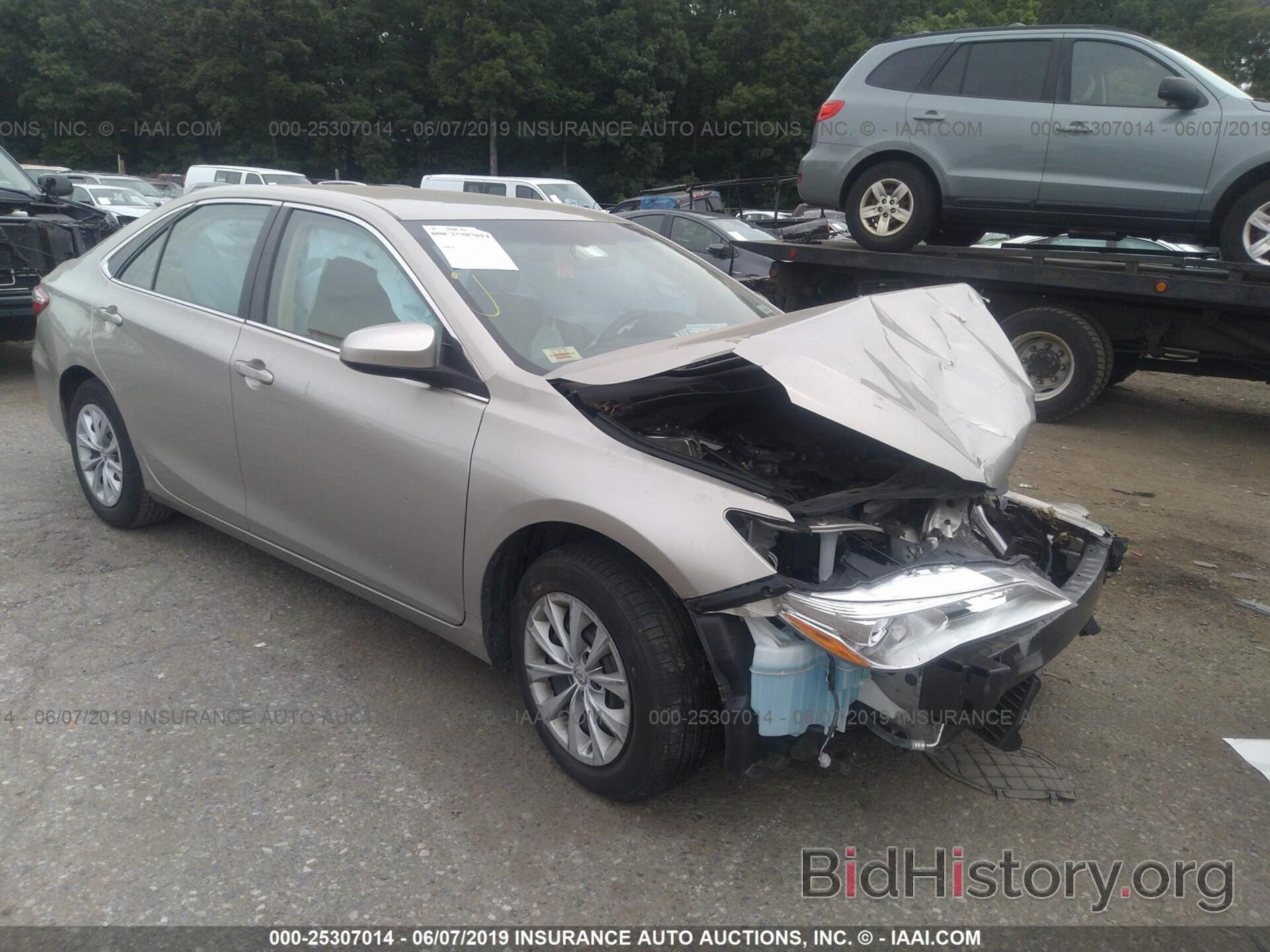 Photo 4T4BF1FK4FR465728 - TOYOTA CAMRY 2015