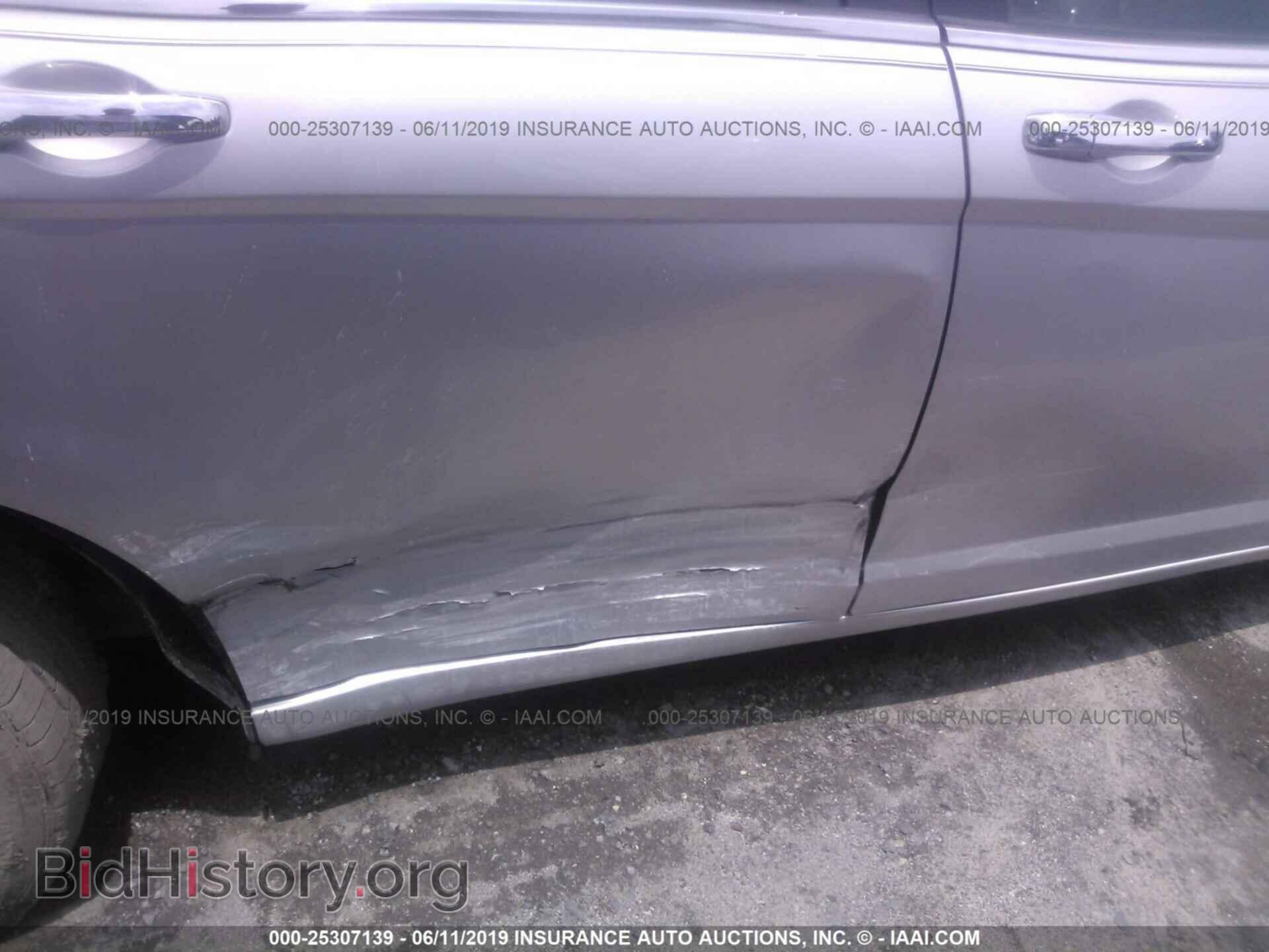 2012 CHRYSLER 200 - VIN: 1C3CCBCB2CN263423 - Фото 6
