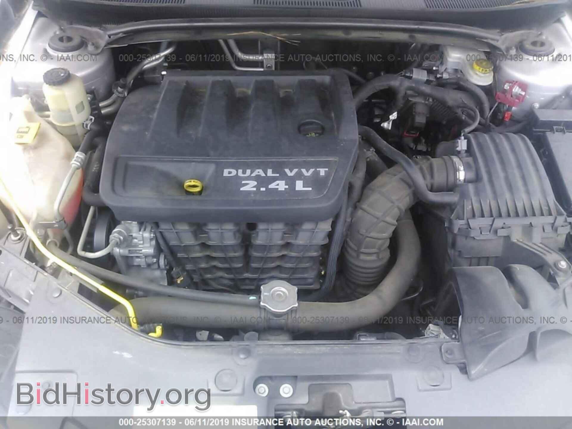 2012 CHRYSLER 200 - VIN: 1C3CCBCB2CN263423 - Фото 10