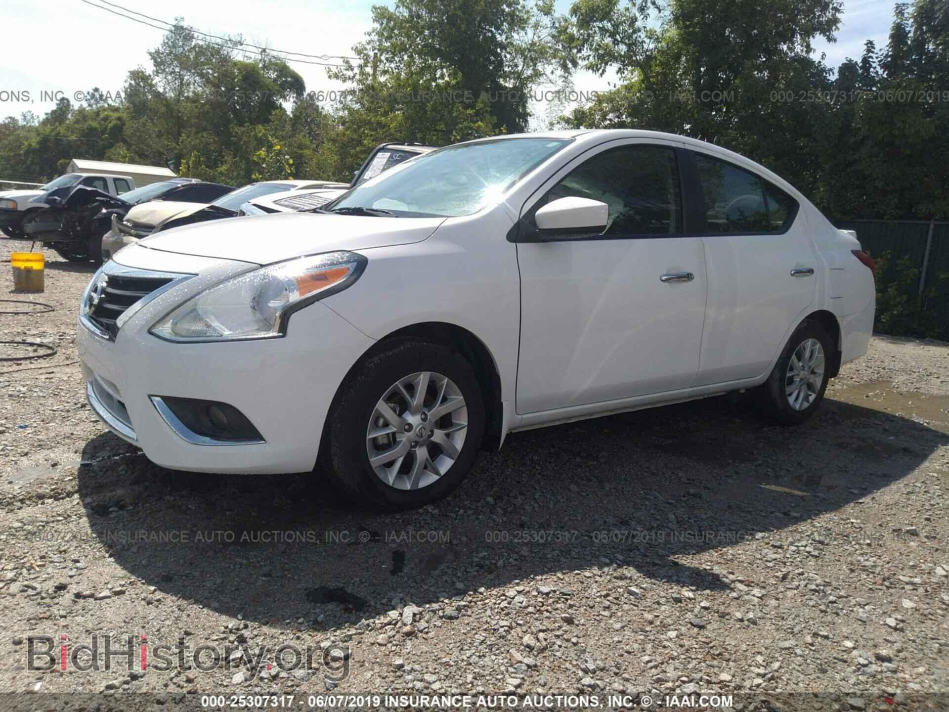 2017 NISSAN VERSA - VIN: 3N1CN7APXHL820610 - Фото 2