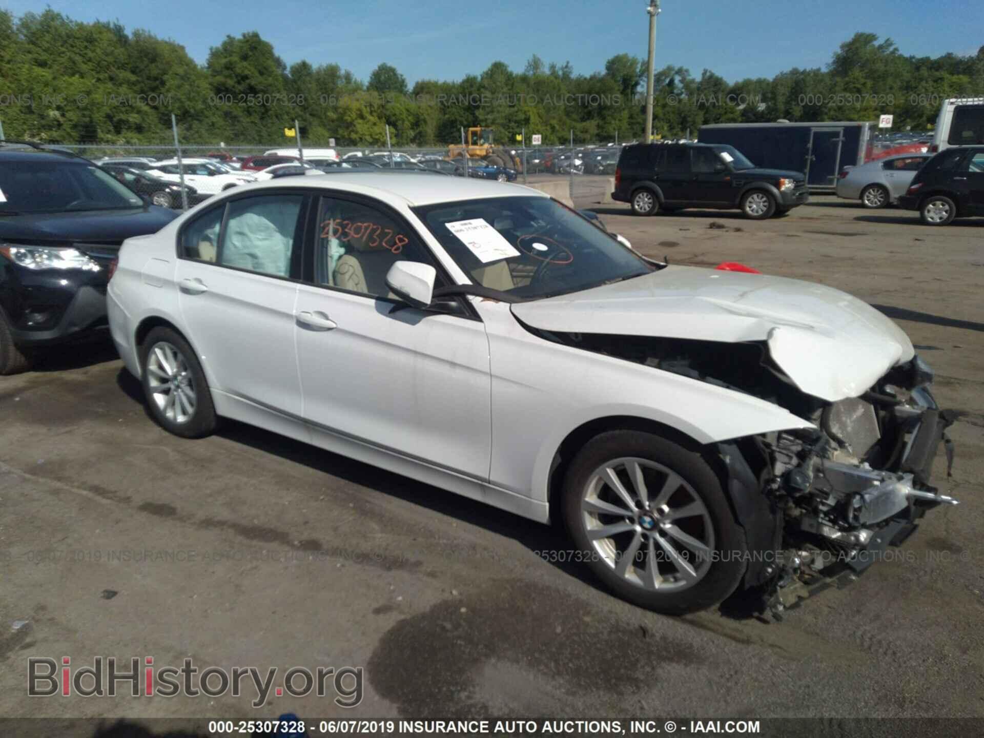 Photo WBA8E5G51GNU20041 - BMW 320 2016