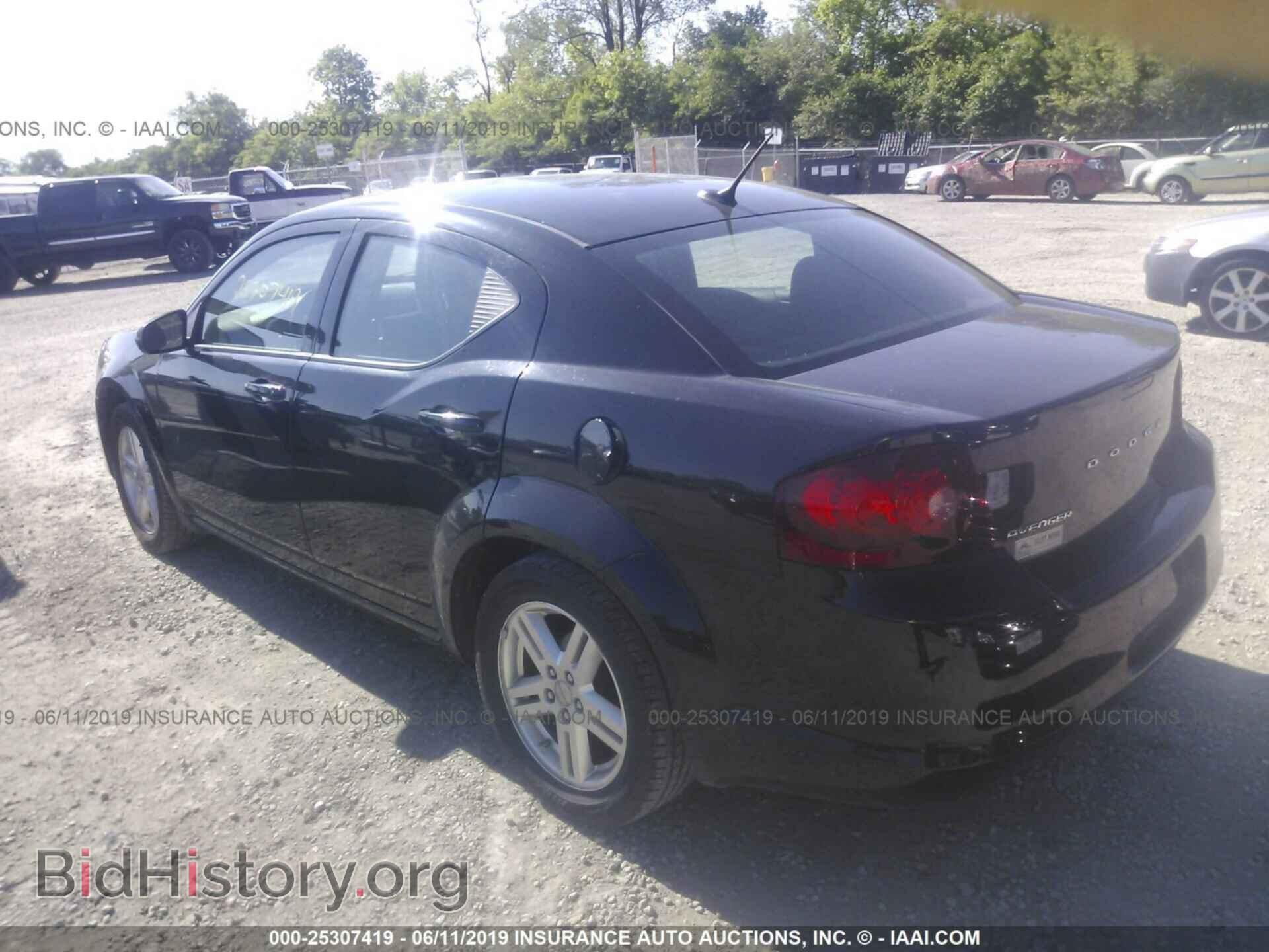 2011 DODGE AVENGER - VIN: 1B3BD1FB9BN574082 - Фото 3