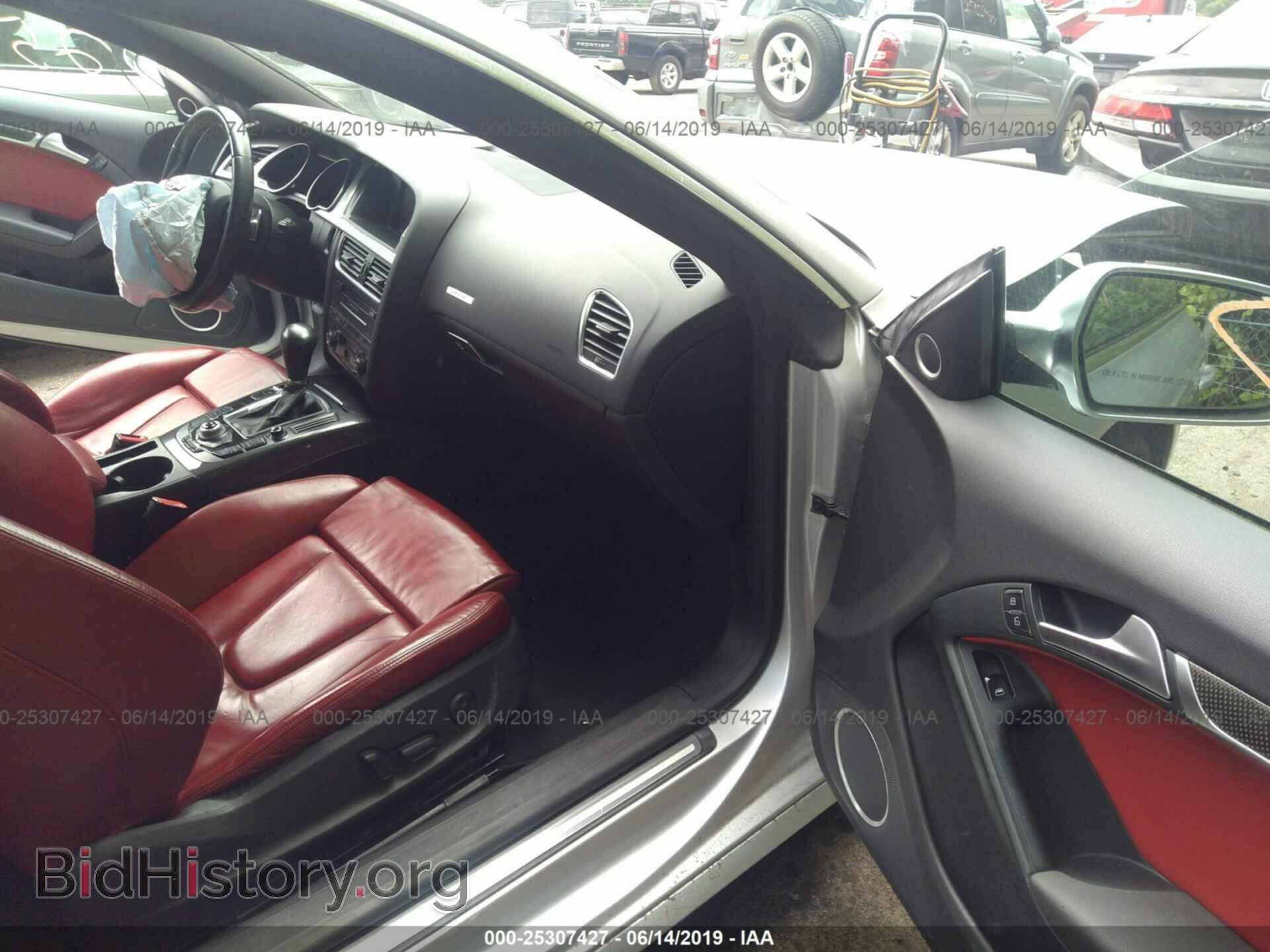 2011 AUDI S5 - VIN: WAUCVAFR2BA061693 - Фото 5