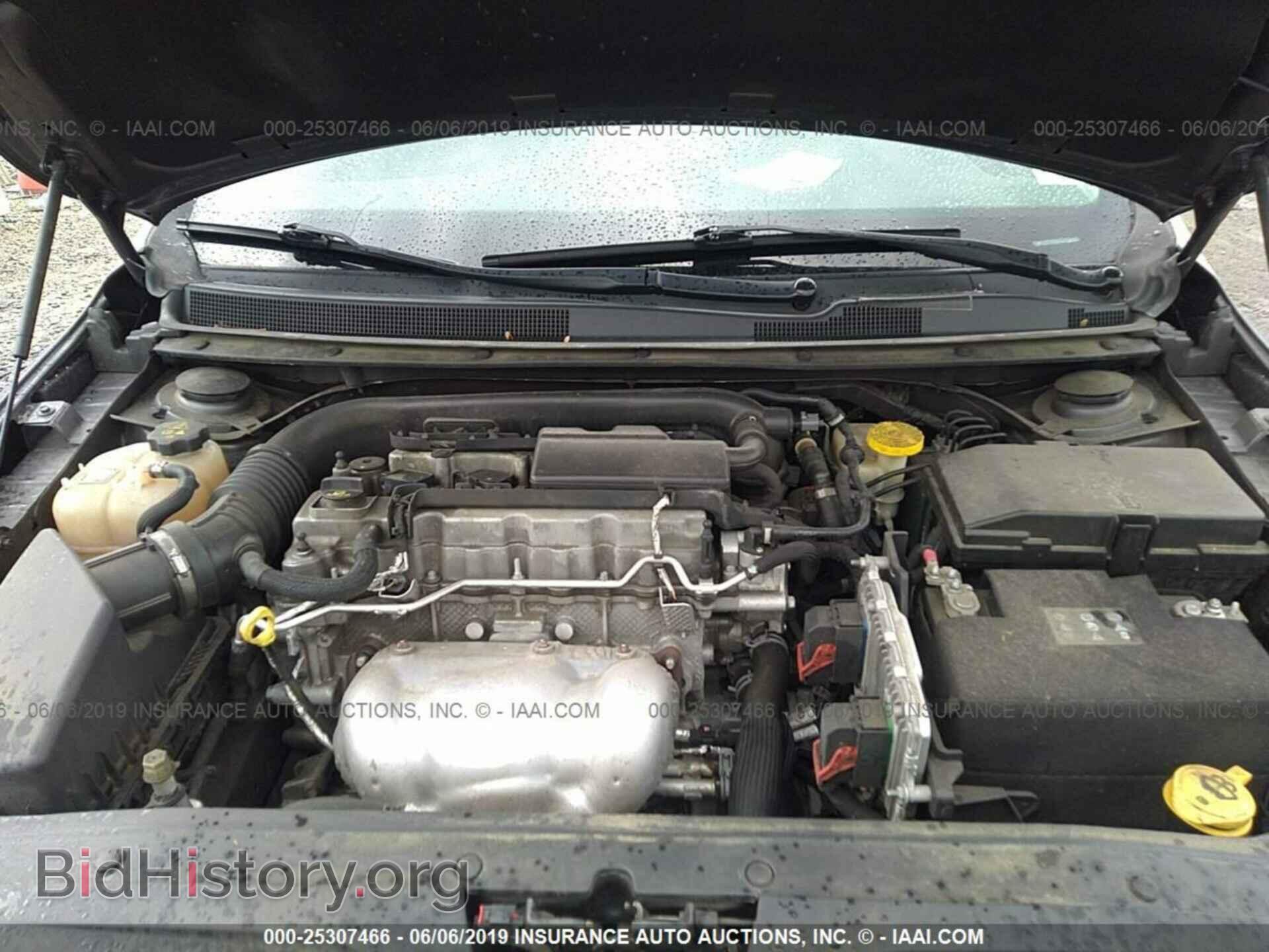 2015 CHRYSLER 200 - VIN: 1C3CCCAB5FN710517 - Photo 10