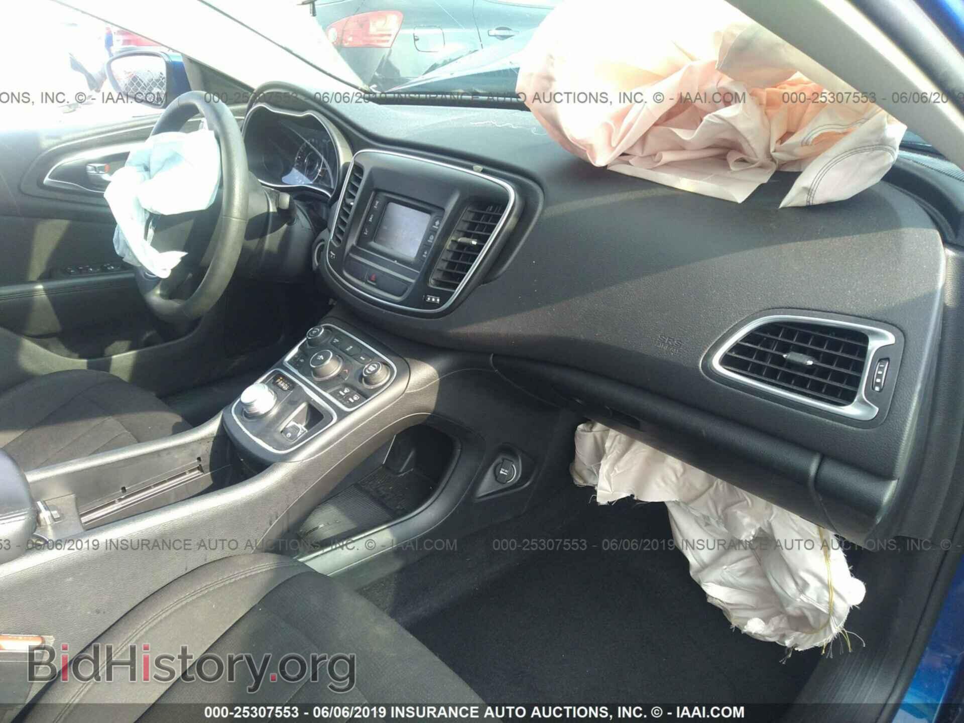 2016 CHRYSLER 200 - VIN: 1C3CCCAB9GN165553 - Photo 5