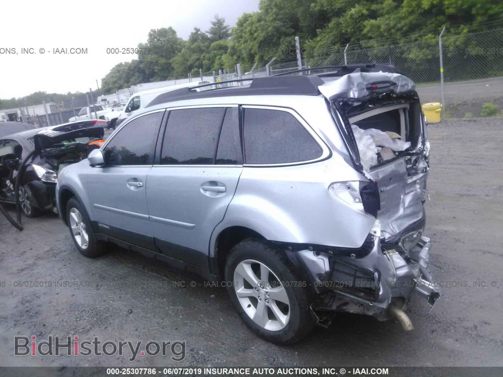 2014 SUBARU OUTBACK - VIN: 4S4BRCLCXE3236730 - Фото 3