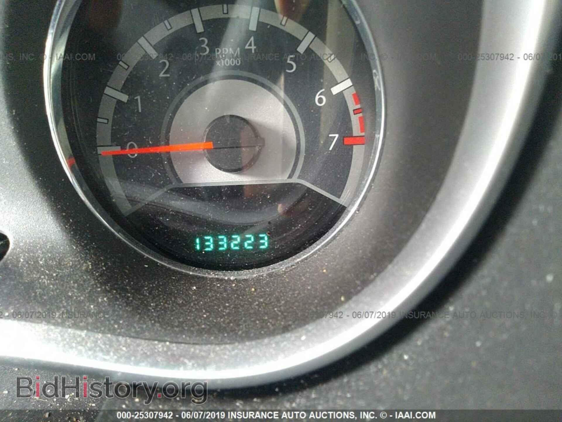 2011 CHRYSLER 200 - VIN: 1C3BC2FG1BN546302 - Фото 7