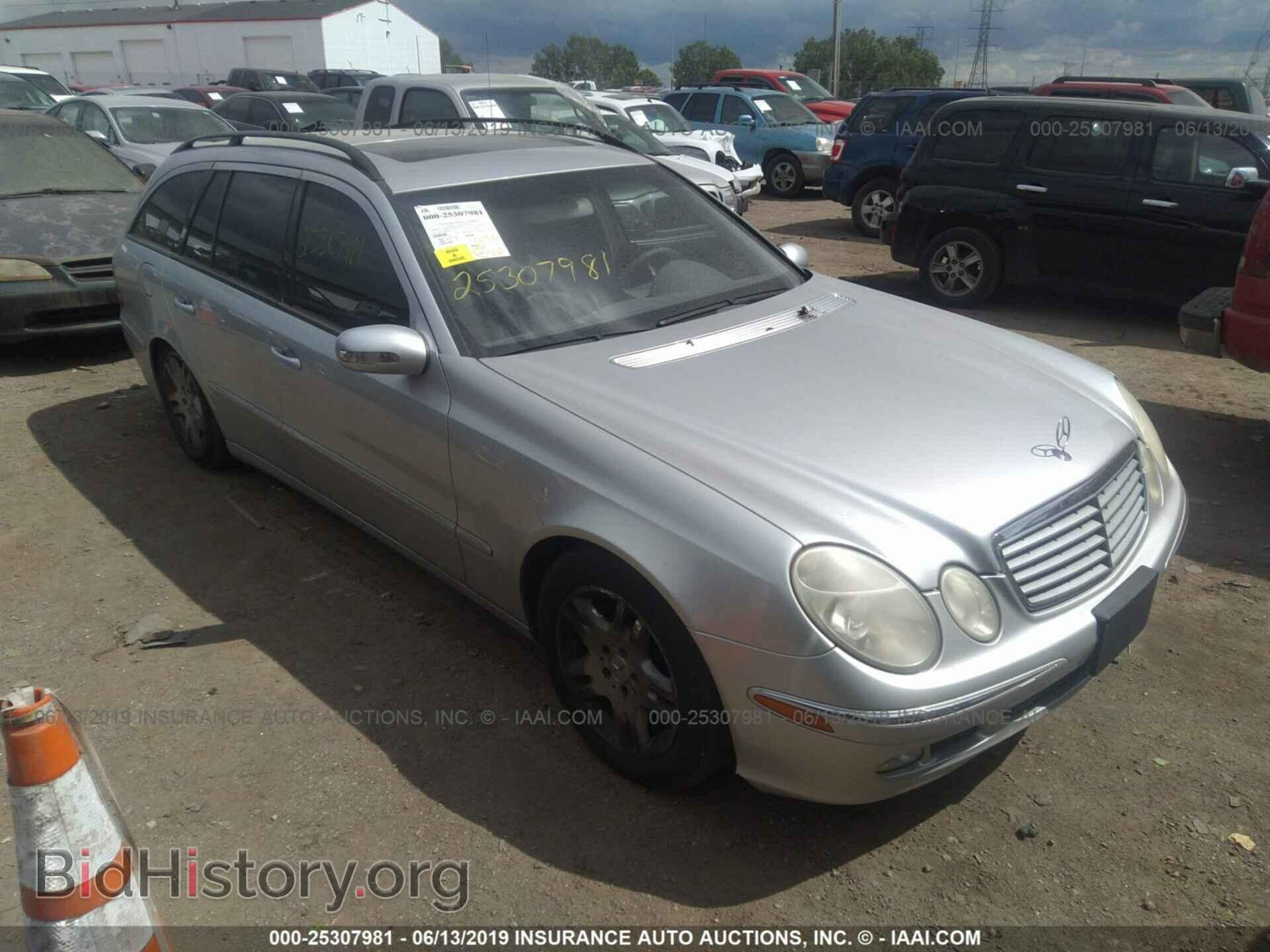 Photo WDBUH82J05X166319 - MERCEDES-BENZ E 2005