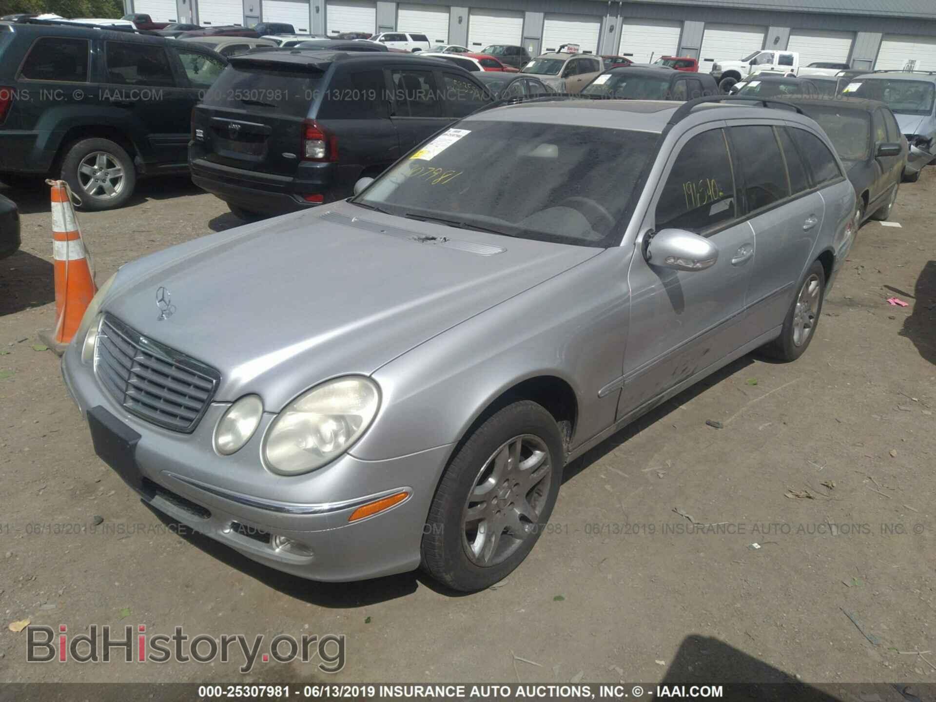 2005 MERCEDES-BENZ E - VIN: WDBUH82J05X166319 - Photo 2