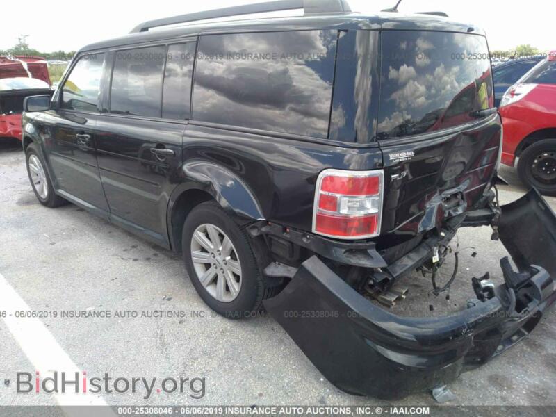 2011 Ford FLEX (VIN 2FMGK5BC0BBD18145) — фото 3 из 10