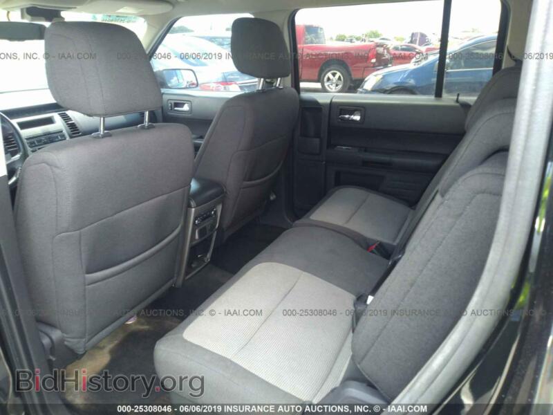 2011 Ford FLEX (VIN 2FMGK5BC0BBD18145) — фото 8 из 10
