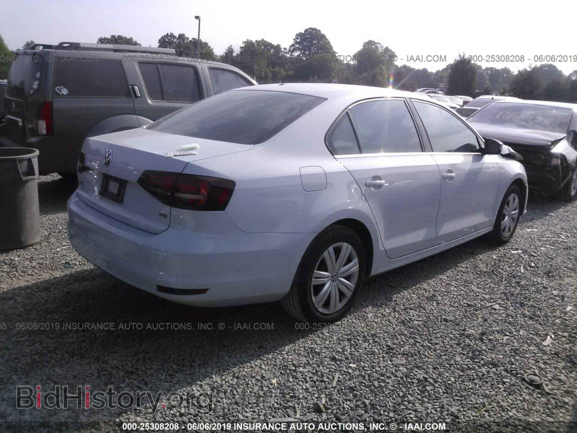 2017 VOLKSWAGEN JETTA - VIN: 3VW2B7AJ5HM312114 - Фото 4