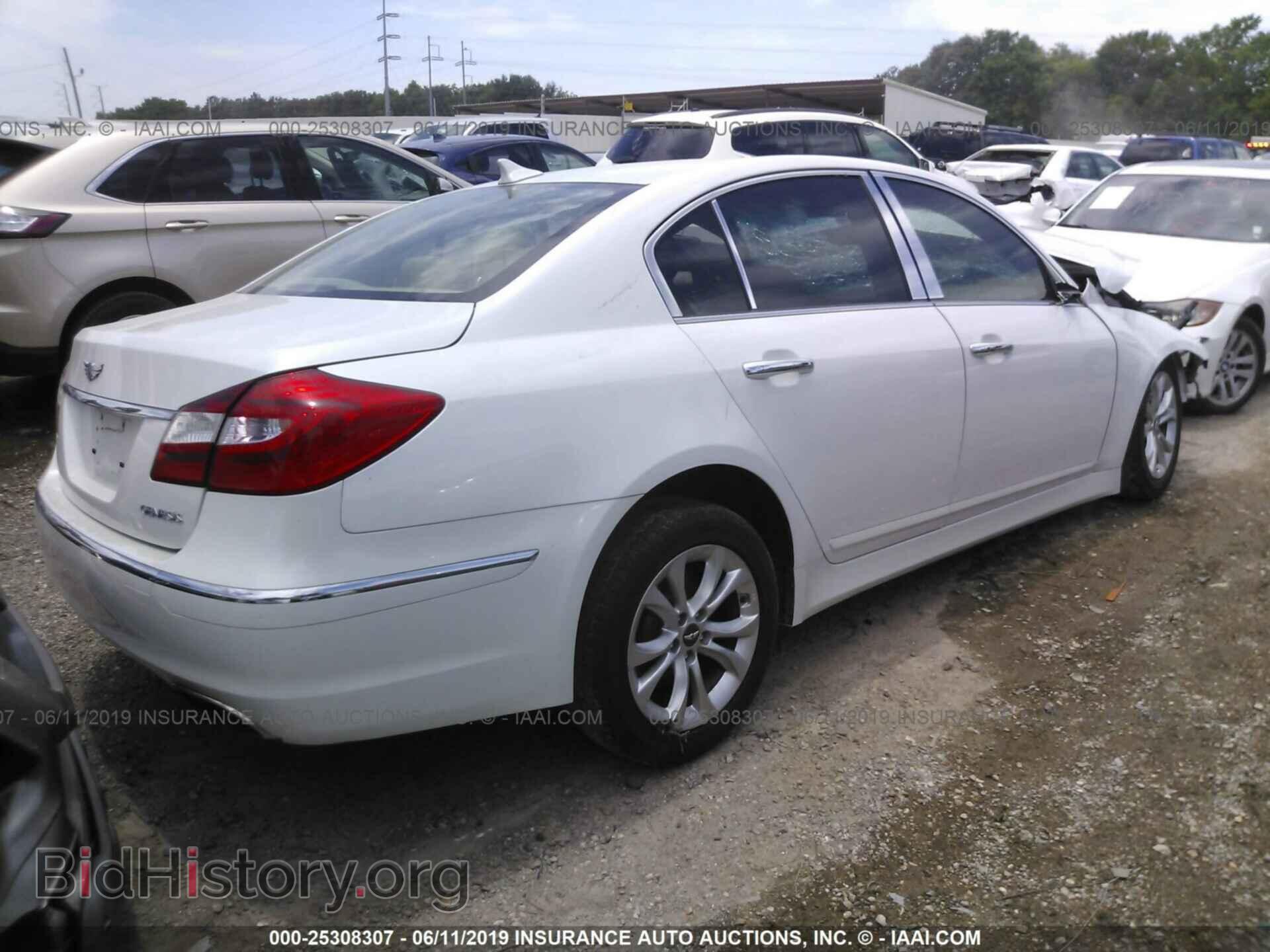 2013 HYUNDAI GENESIS - VIN: KMHGC4DD2DU244009 - Фото 4