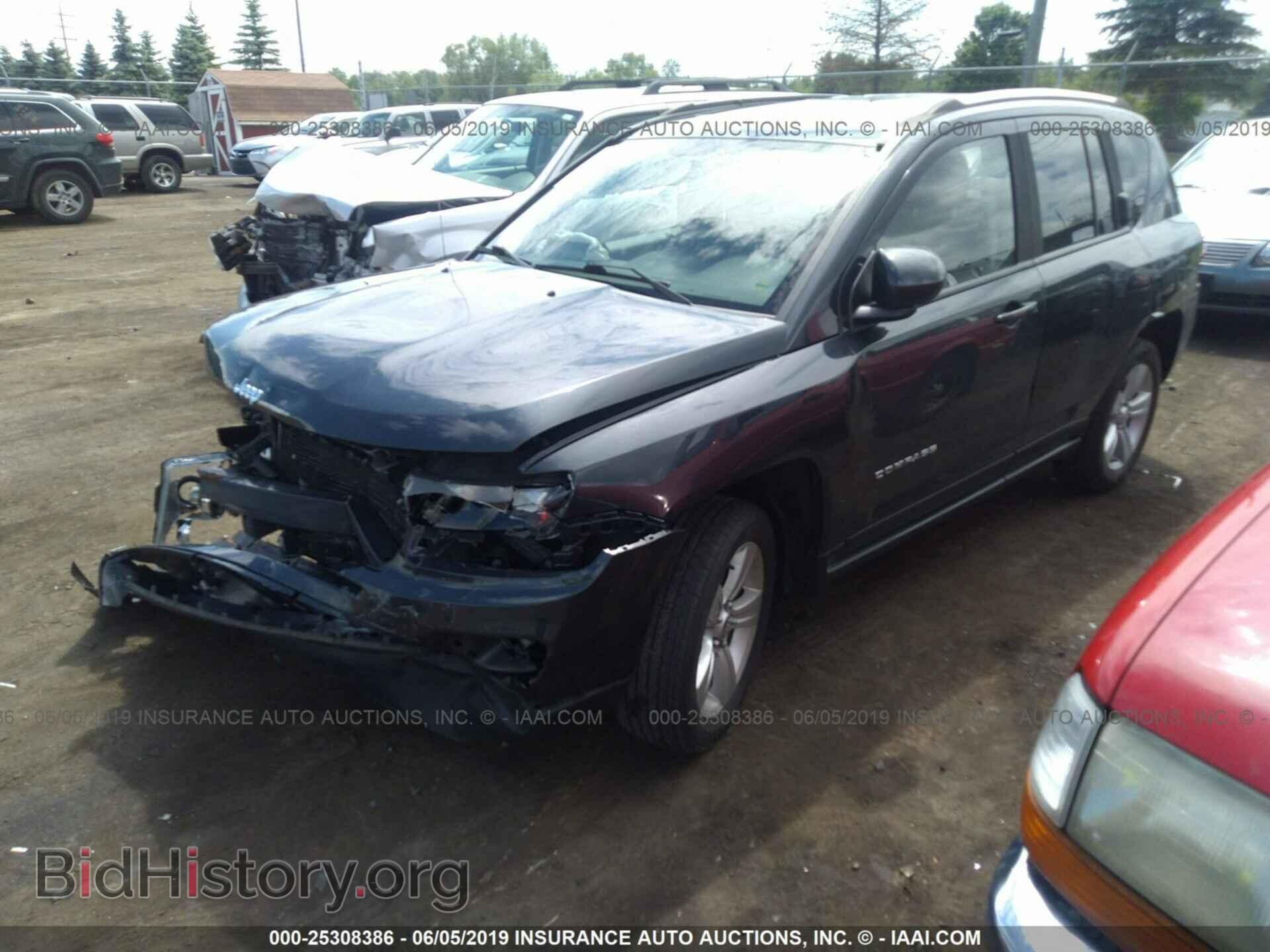 2015 JEEP COMPASS - VIN: 1C4NJCEA3FD240666 - Photo 2