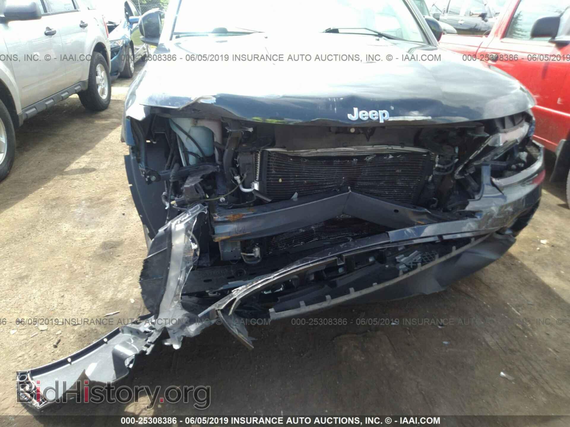 2015 JEEP COMPASS - VIN: 1C4NJCEA3FD240666 - Photo 6