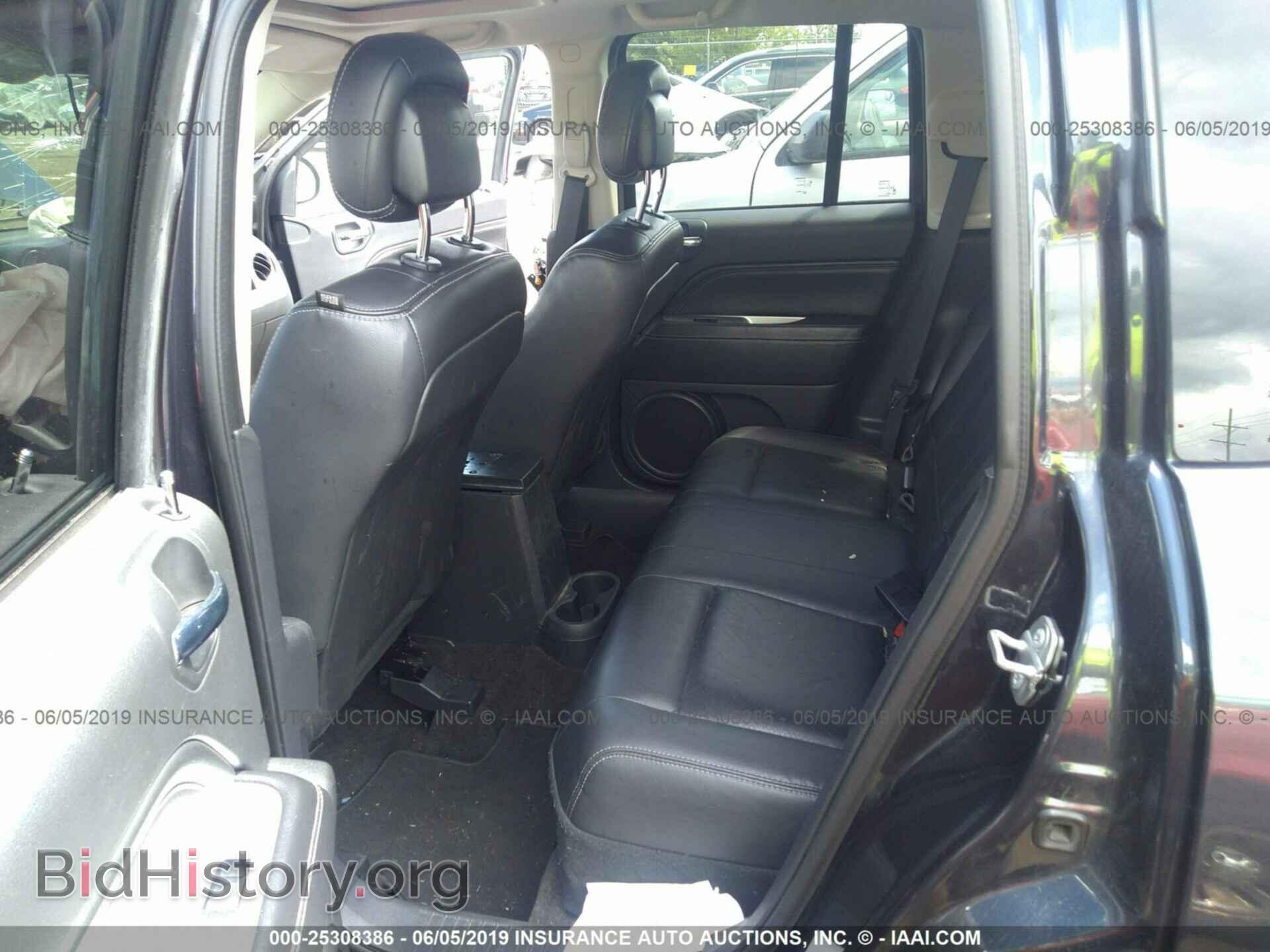 2015 JEEP COMPASS - VIN: 1C4NJCEA3FD240666 - Photo 8