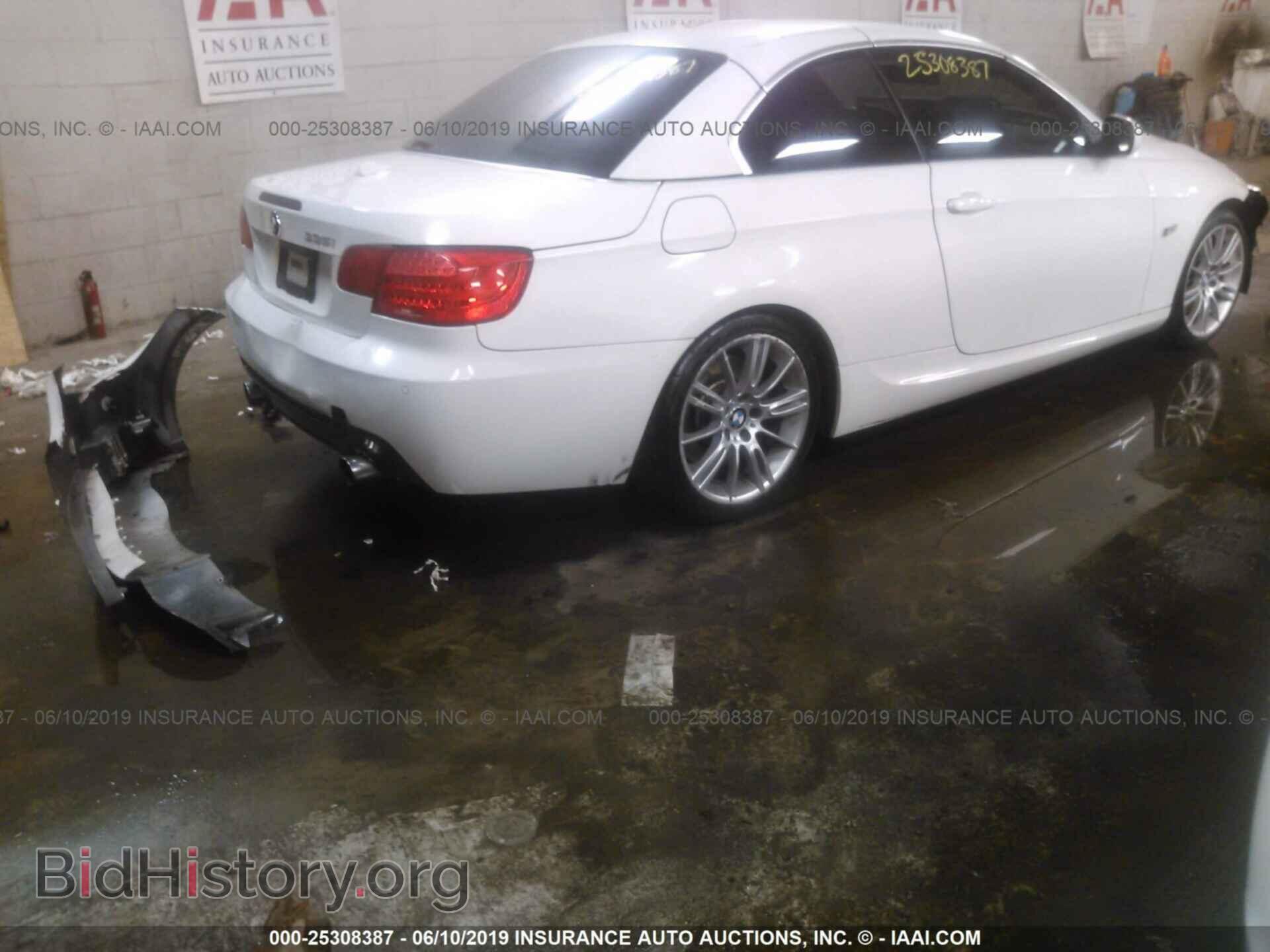 2013 BMW 335 - VIN: WBADX7C54DPA97732 - Фото 4
