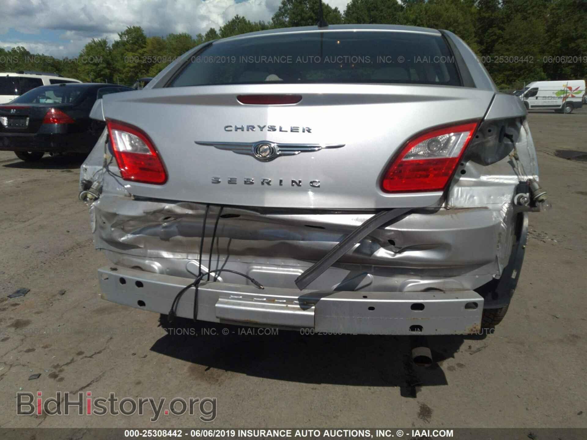 2010 CHRYSLER SEBRING - VIN: 1C3CC4FB2AN140306 - Фото 6