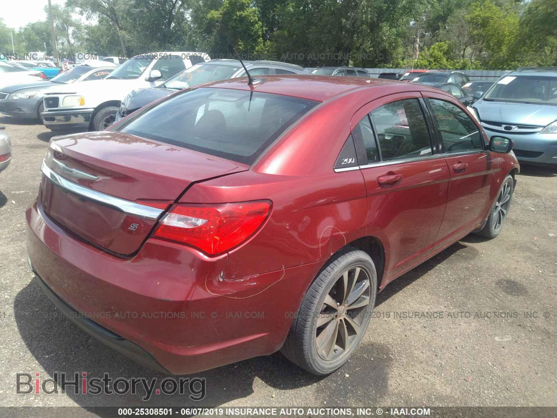 2012 CHRYSLER 200 - VIN: 1C3CCBBG5CN250789 - Фото 4