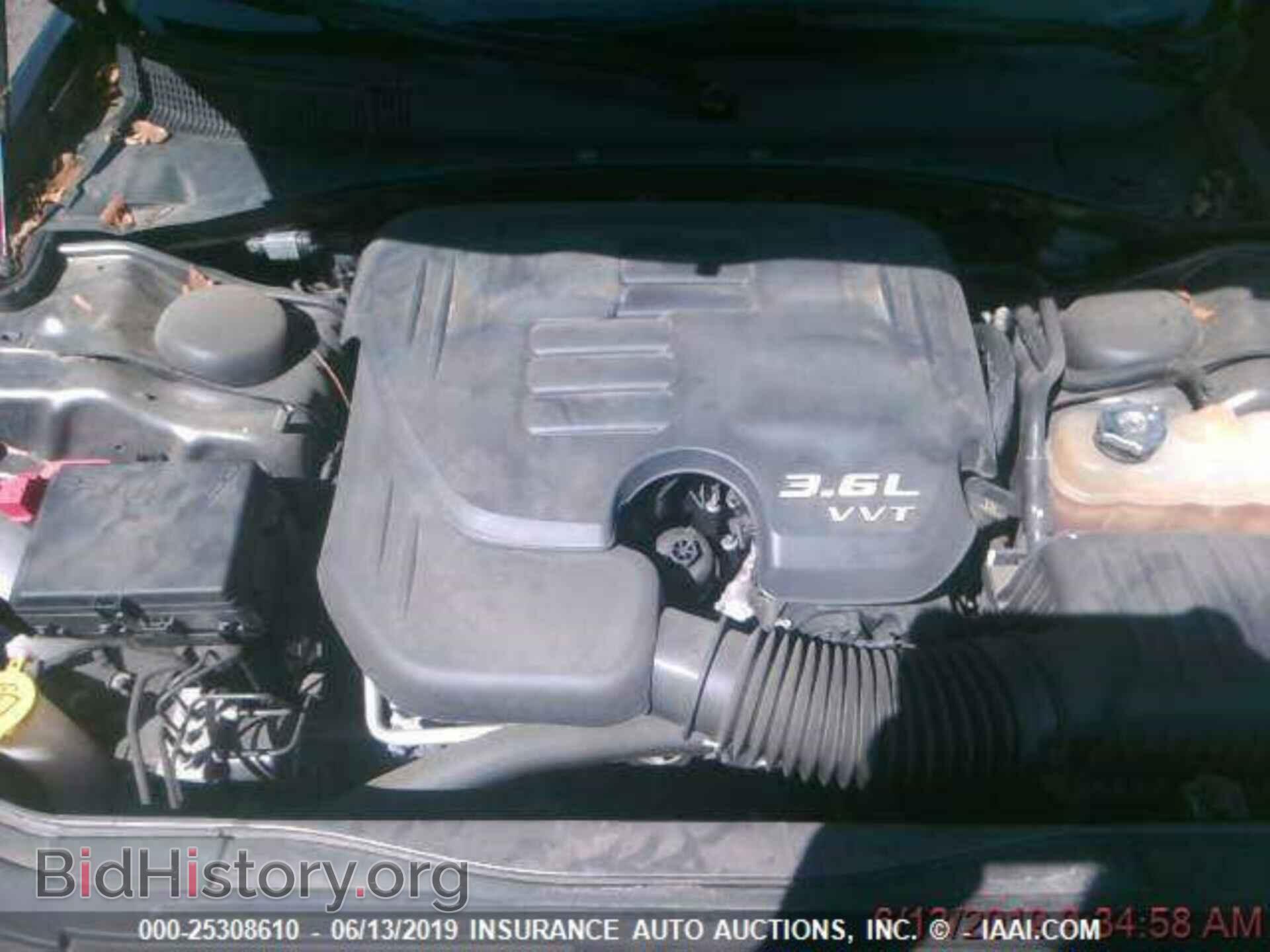 2014 CHRYSLER 300 - VIN: 2C3CCAAG3EH231083 - Фото 10