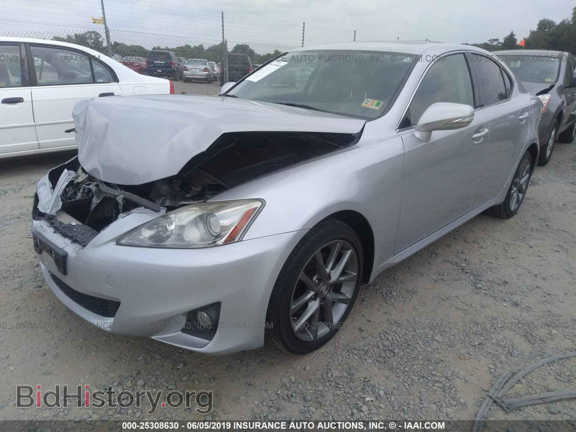2011 LEXUS IS - VIN: JTHCF5C20B5052318 - Фото 2