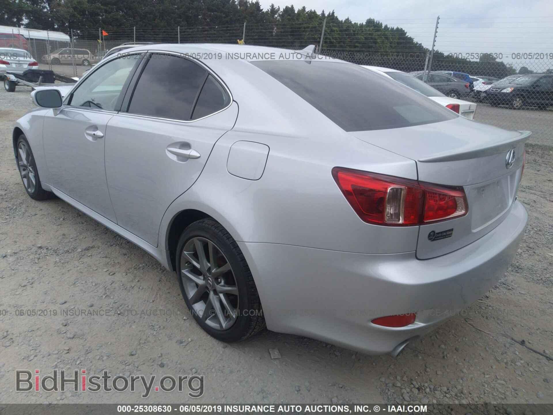 2011 LEXUS IS - VIN: JTHCF5C20B5052318 - Фото 3