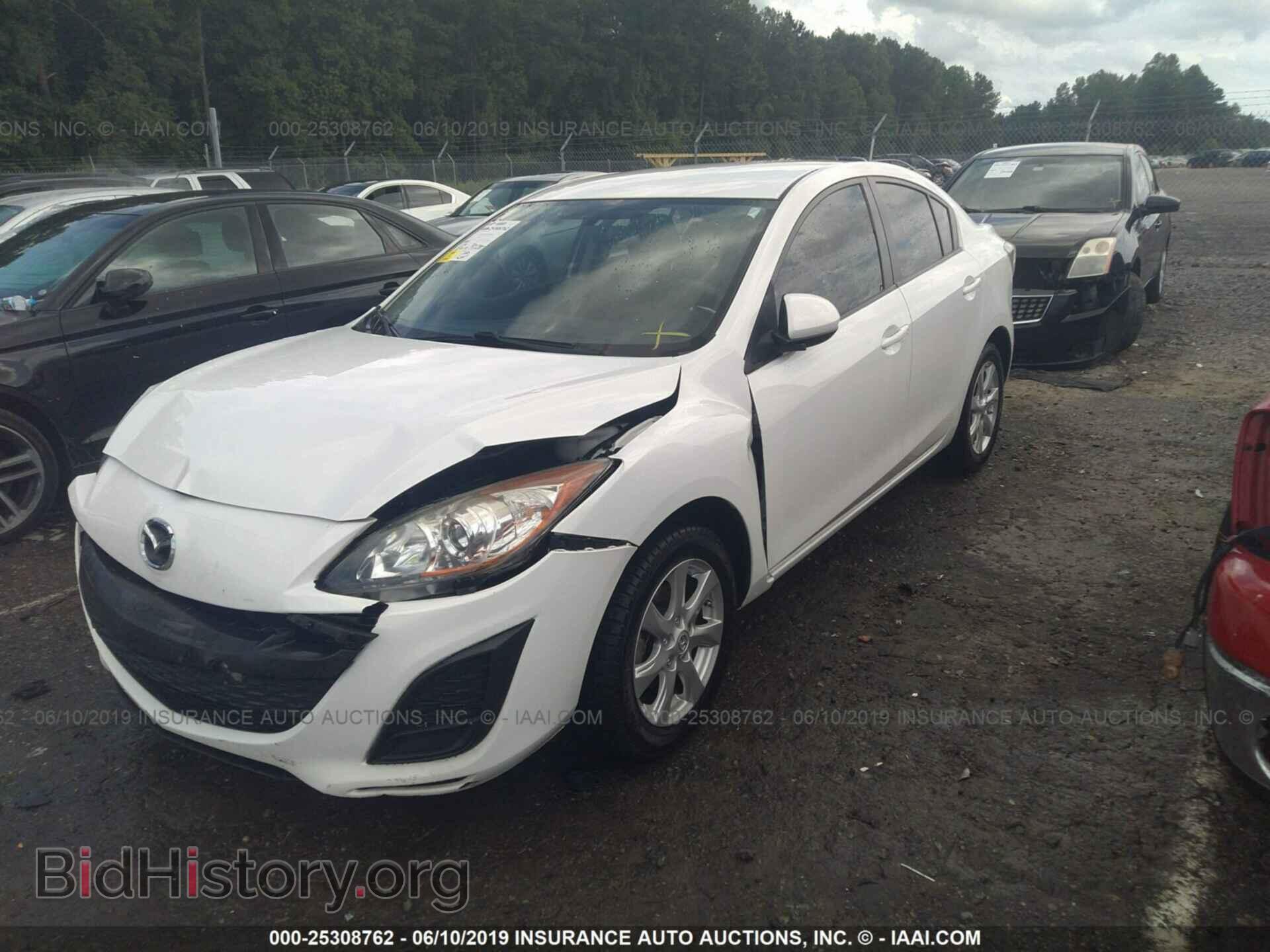 2011 MAZDA 3 - VIN: JM1BL1VF9B1467370 - Photo 2