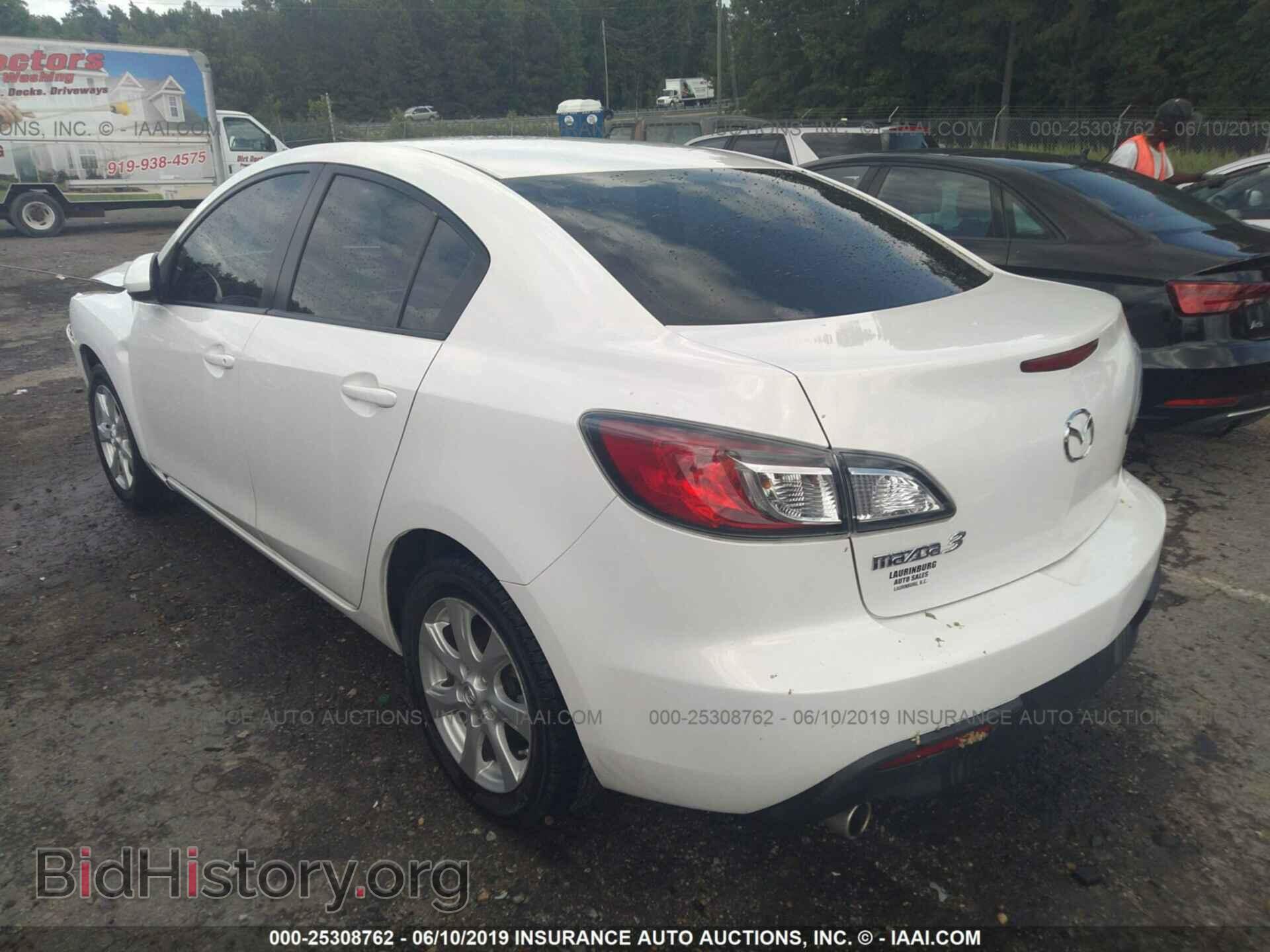 2011 MAZDA 3 - VIN: JM1BL1VF9B1467370 - Photo 3