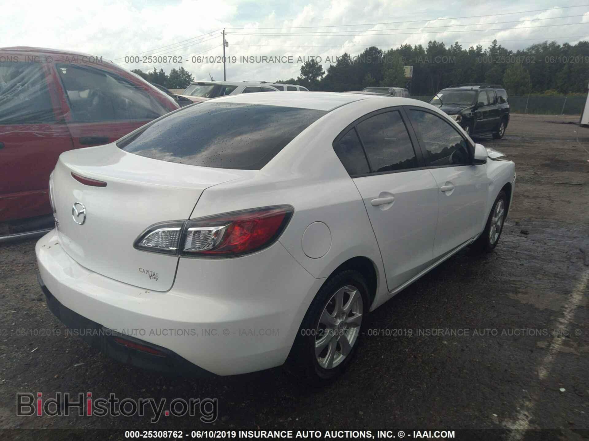 2011 MAZDA 3 - VIN: JM1BL1VF9B1467370 - Photo 4