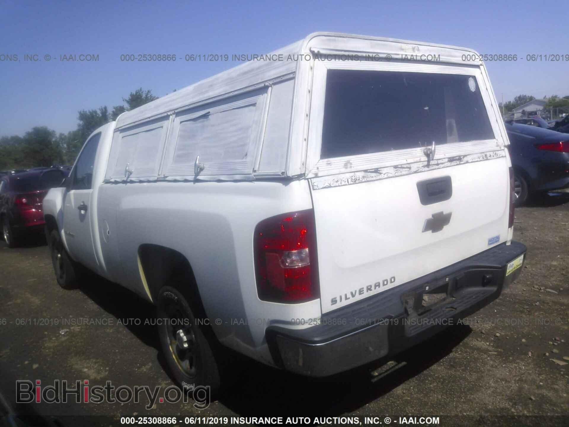 2007 CHEVROLET SILVERADO - VIN: 1GCEC14C27E574703 - Фото 3