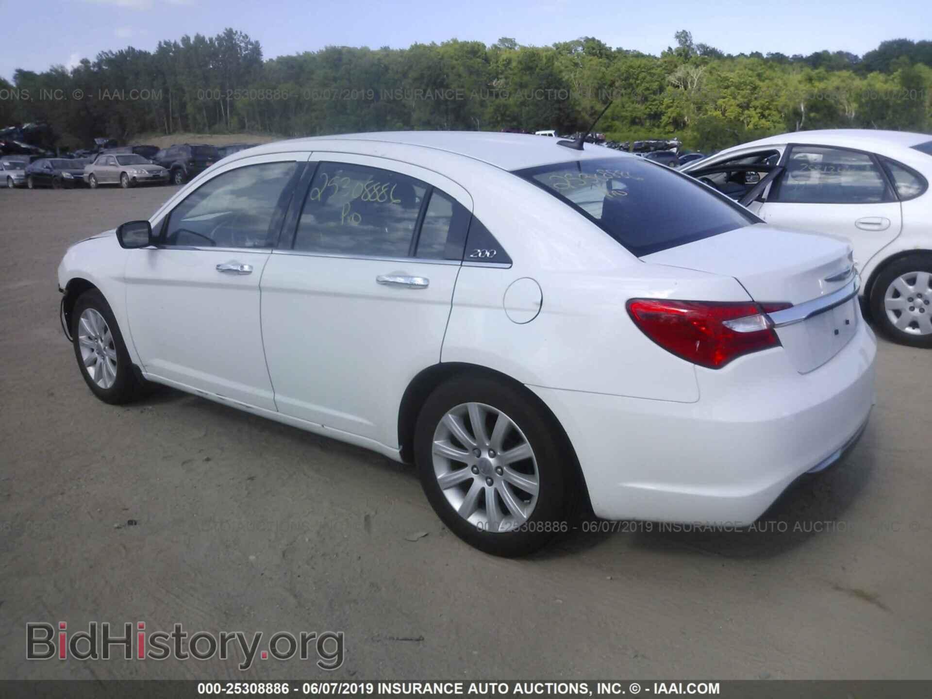 2014 CHRYSLER 200 - VIN: 1C3CCBCG3EN183935 - Фото 3