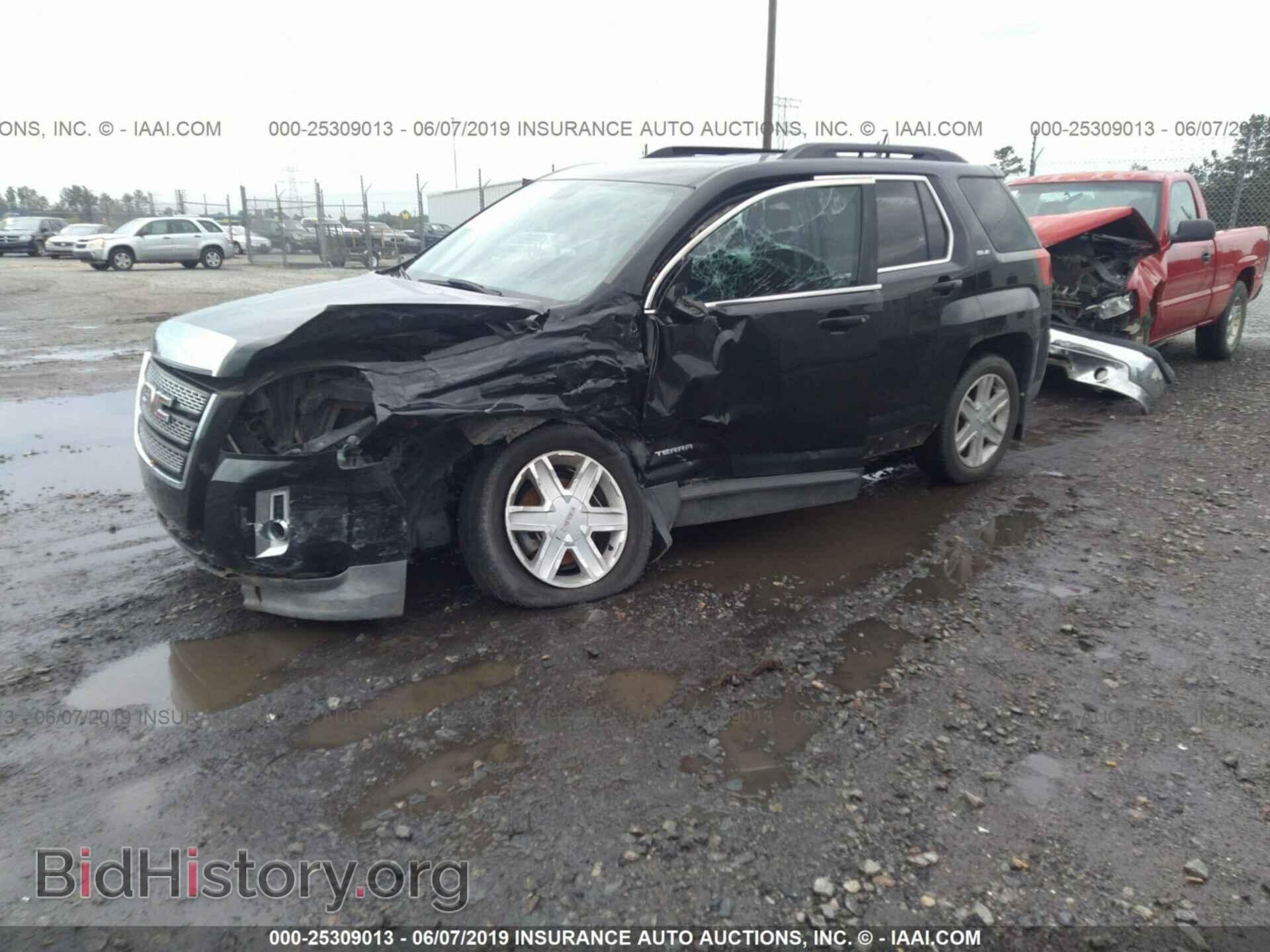 2011 GMC TERRAIN - VIN: 2CTALSECXB6362054 - Фото 2