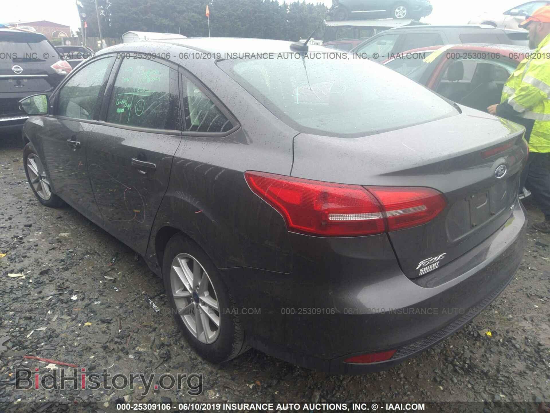 2017 FORD FOCUS - VIN: 1FADP3F20HL275407 - Фото 3